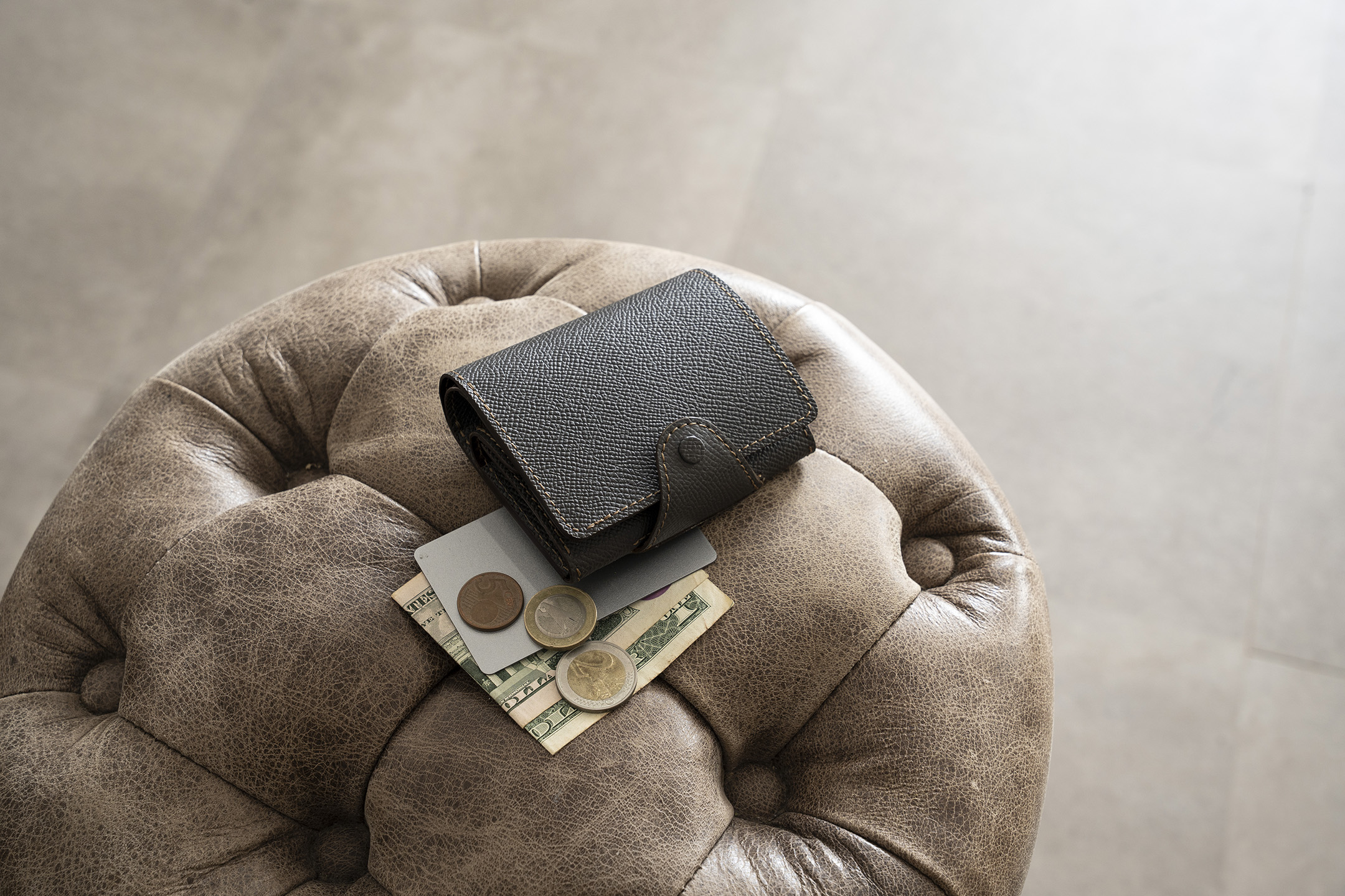 コンパクト2つ折り財布 “PAL” by 11DROPS（イレブンドロップス）