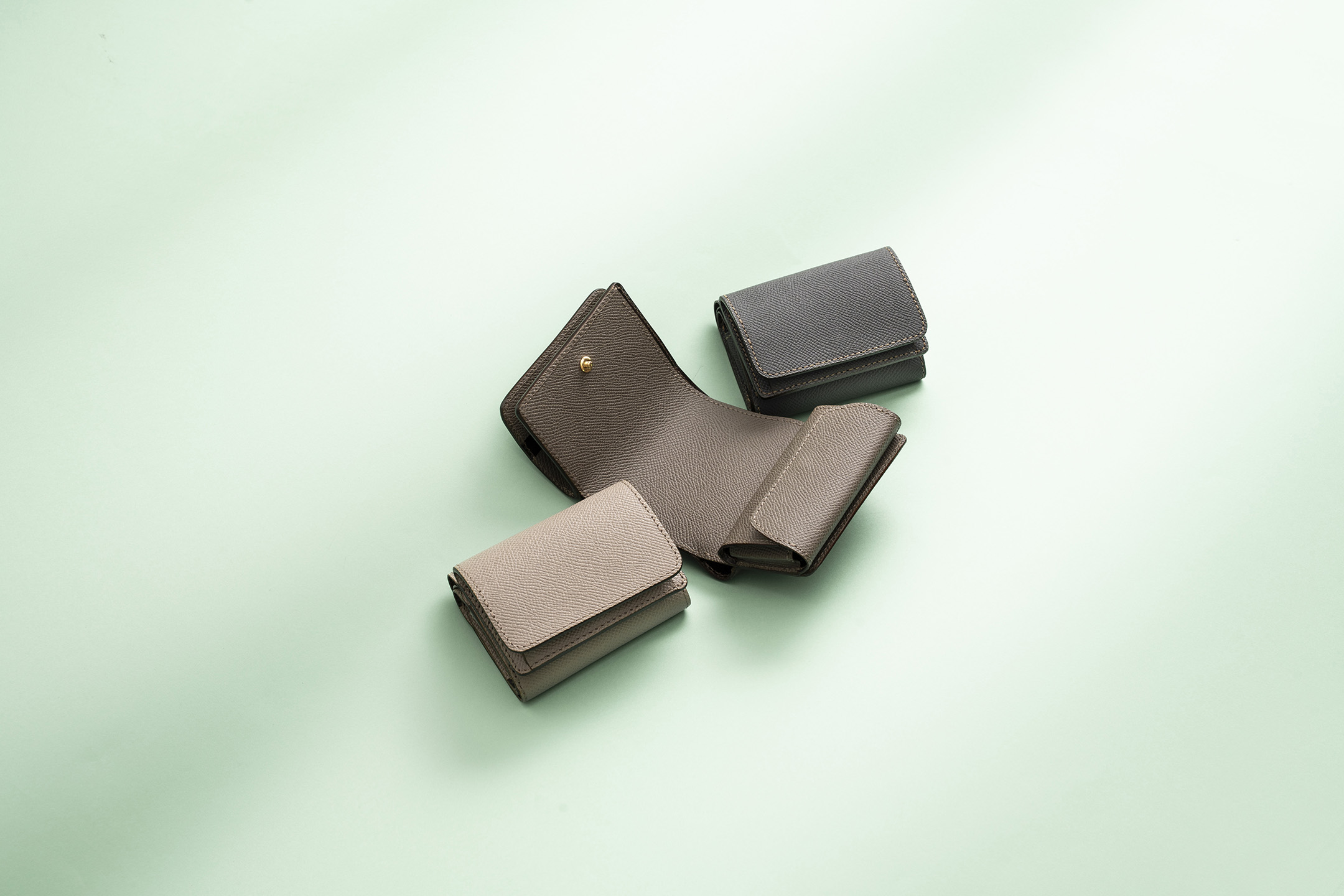 コンパクト3つ折り財布 “TRIAD” by 11DROPS（イレブンドロップス）