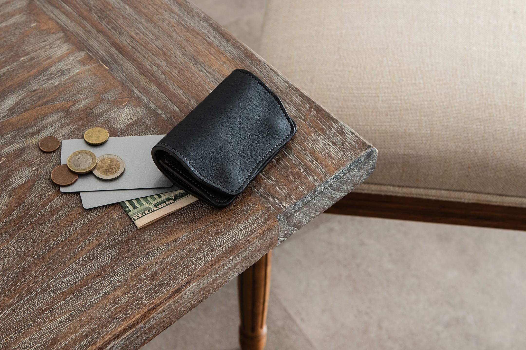 ミネルバボックス × リスシオ ギャルソンミニ財布 | 大人のバッグ