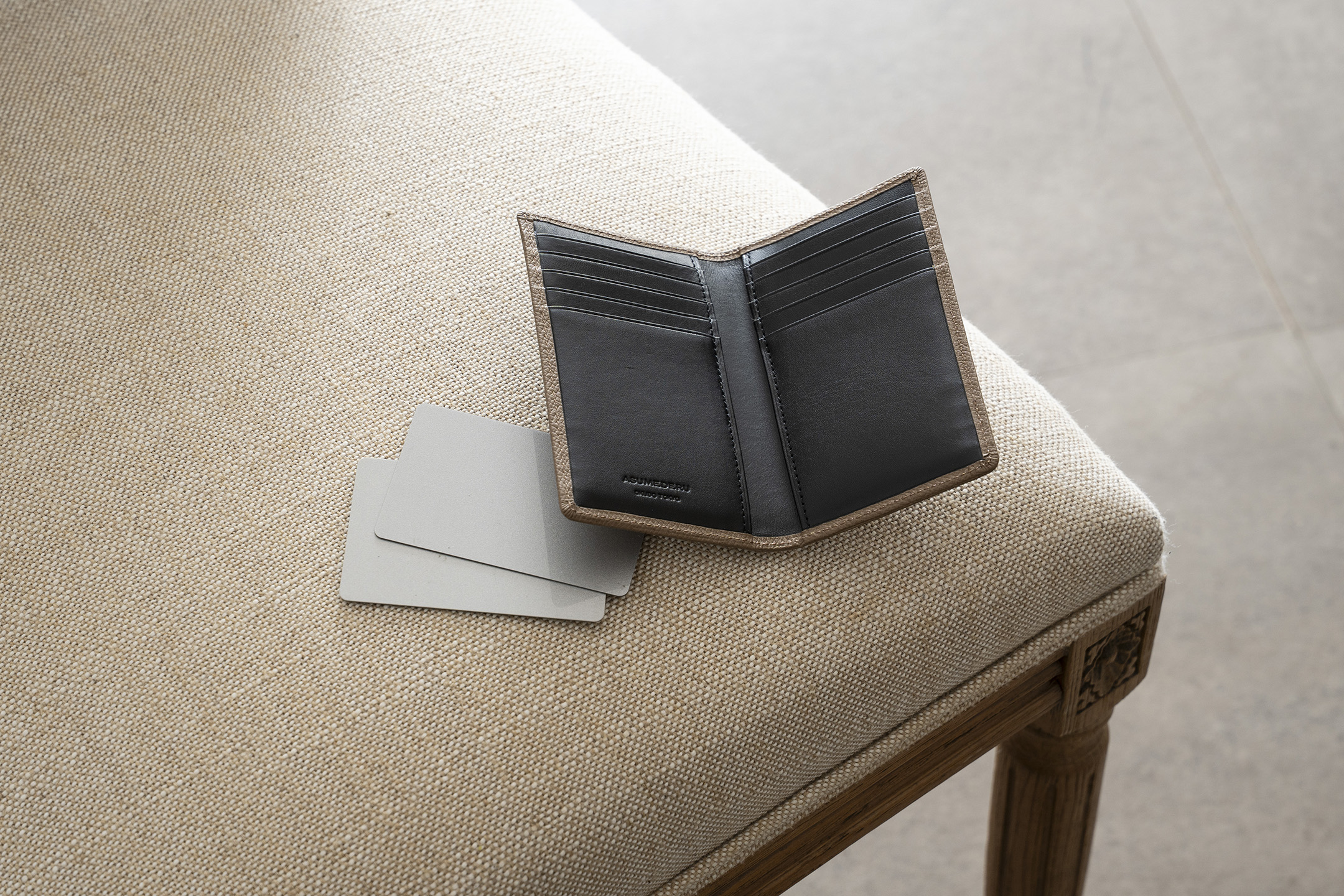 ノブレッサカーフ カードケース by ASUMEDERU（アスメデル）