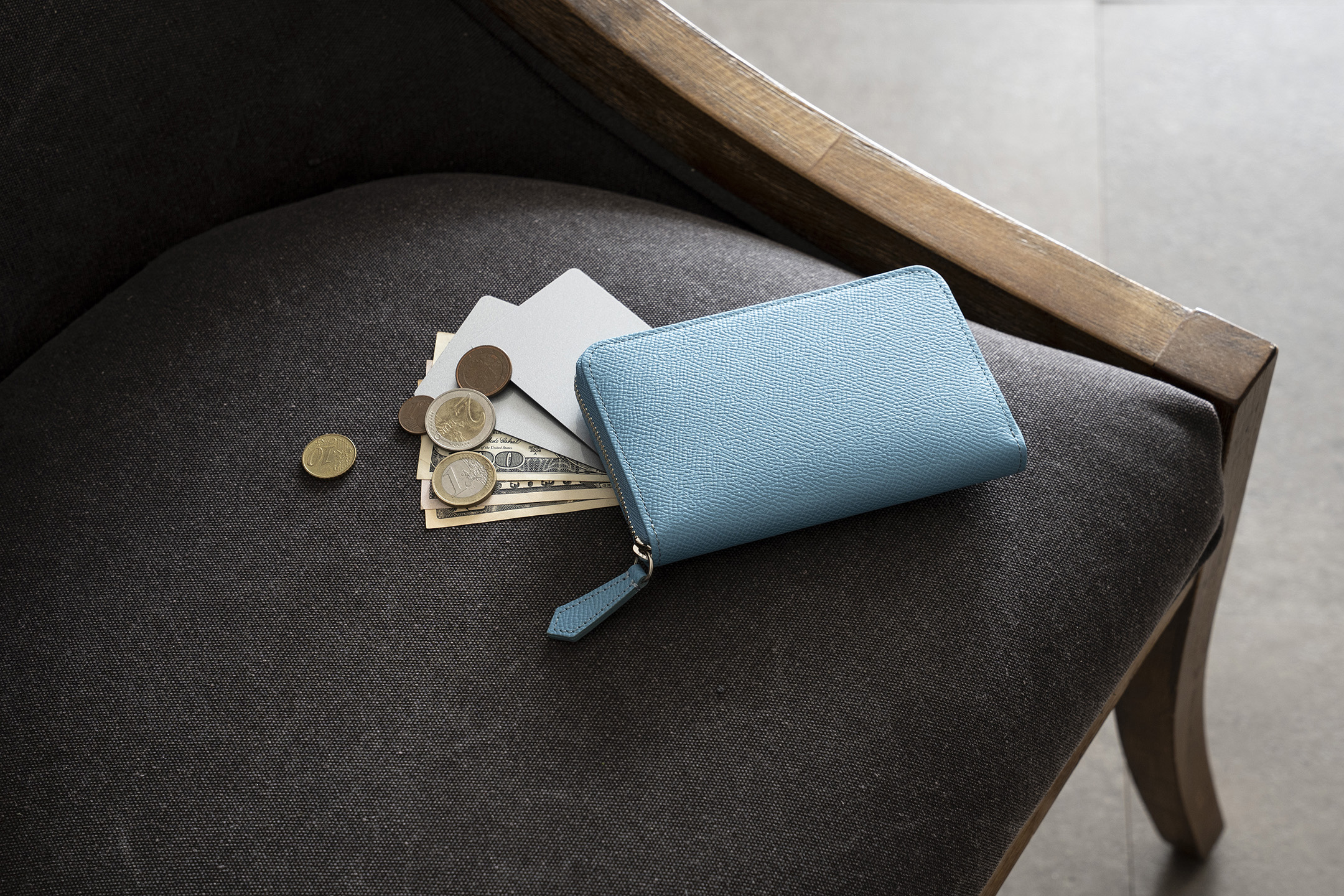 ノブレッサカーフ ミニラウンドウォレット by ASUMEDERU（アスメデル）