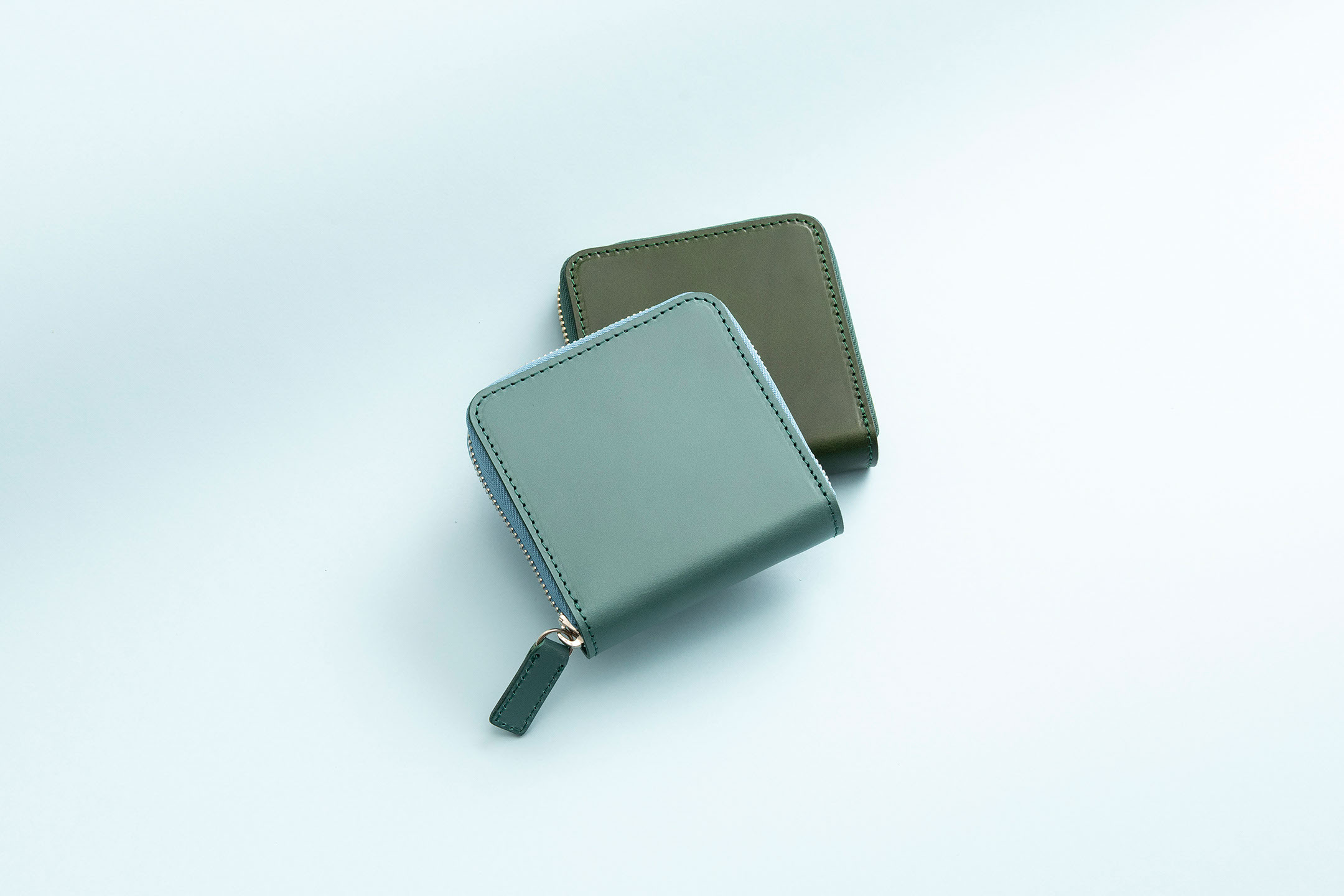 ブッテーロ ラウンドジップミニ財布 “Cubetto”　 by CxC Leather（シーバイシーレザー）