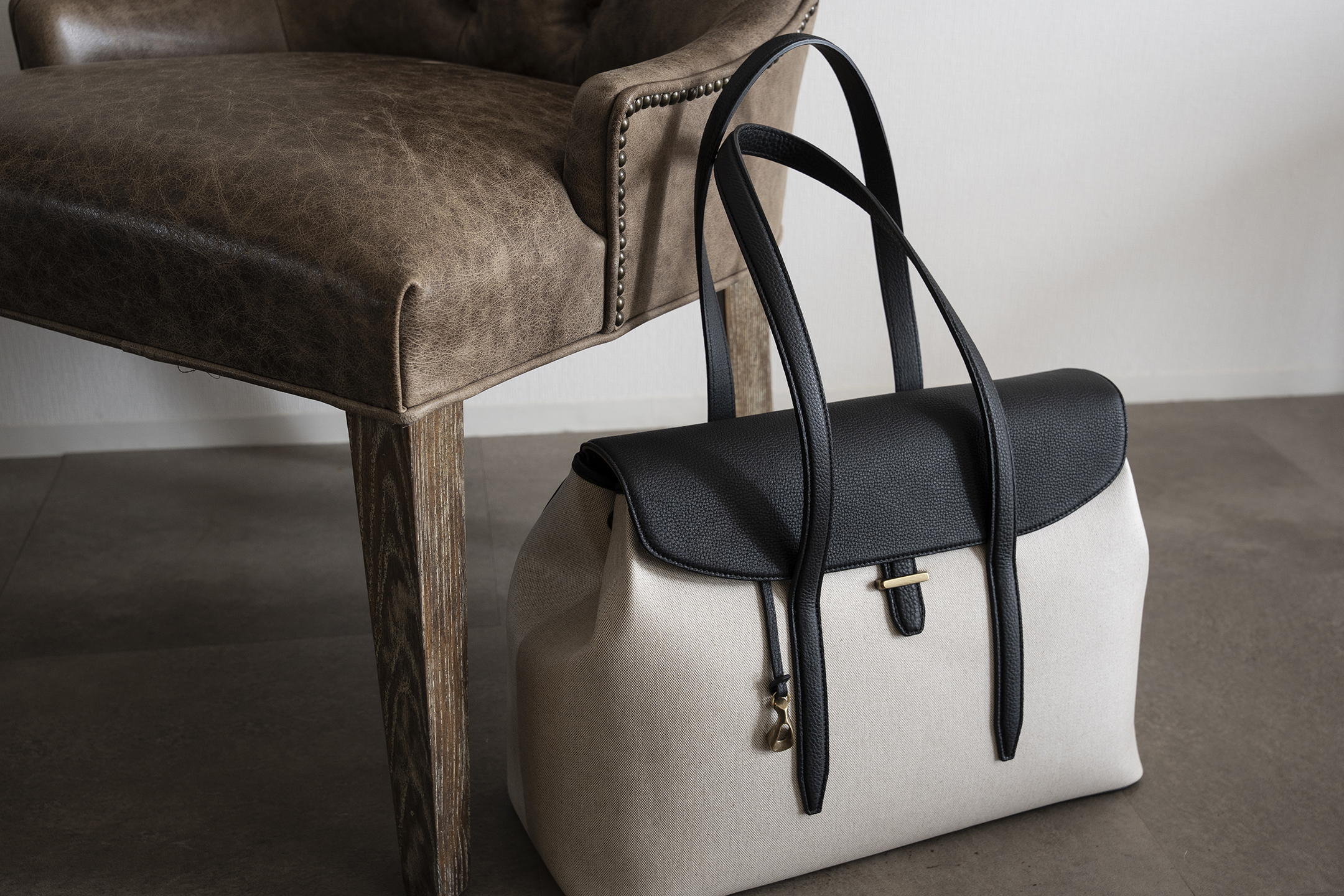 キャンバスフラップトートバッグ(L) Ver.2 《Embrace》 by ETiAM（エティアム）