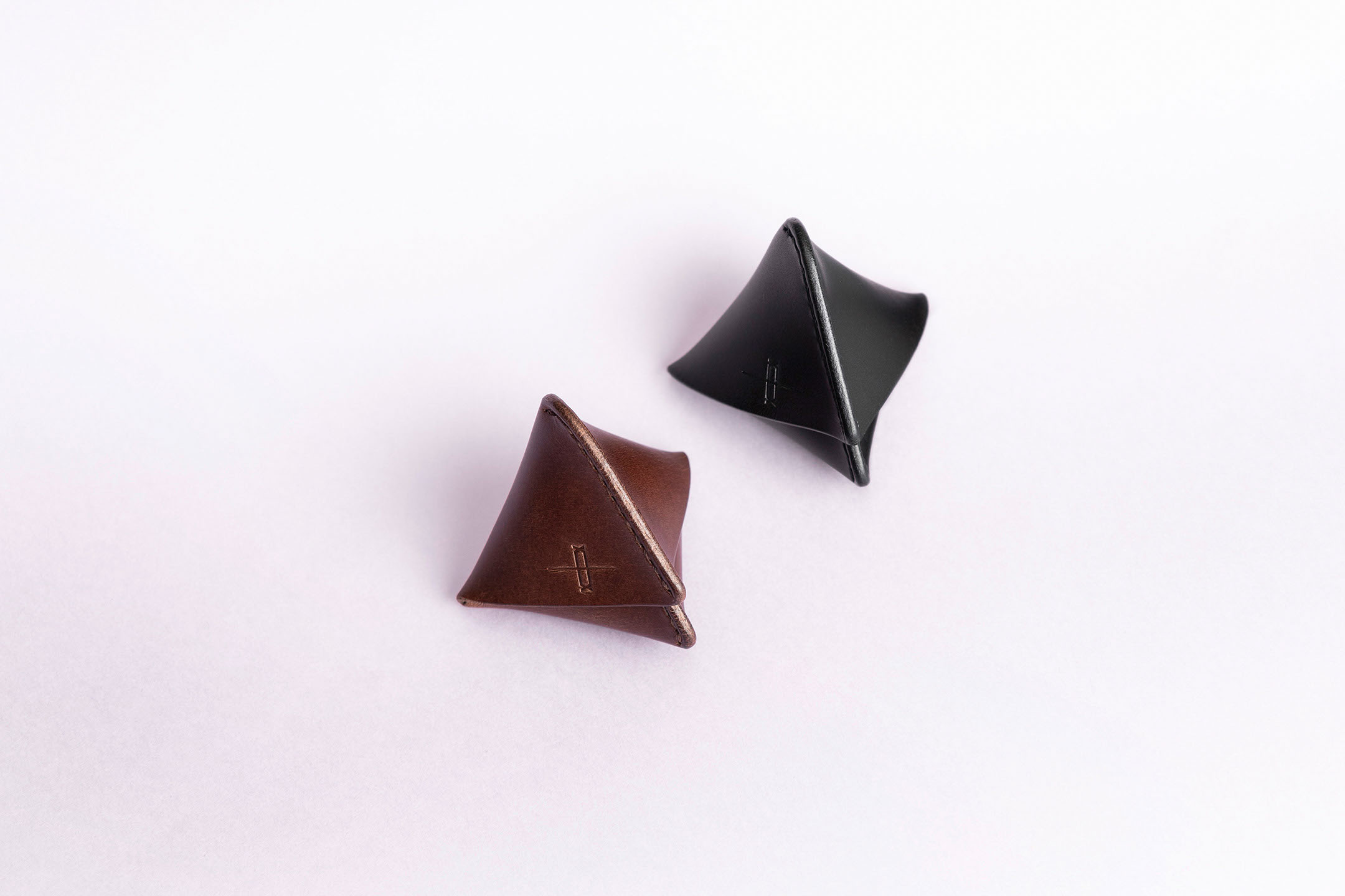 小物入れ “TETRA CASE” by HNMS