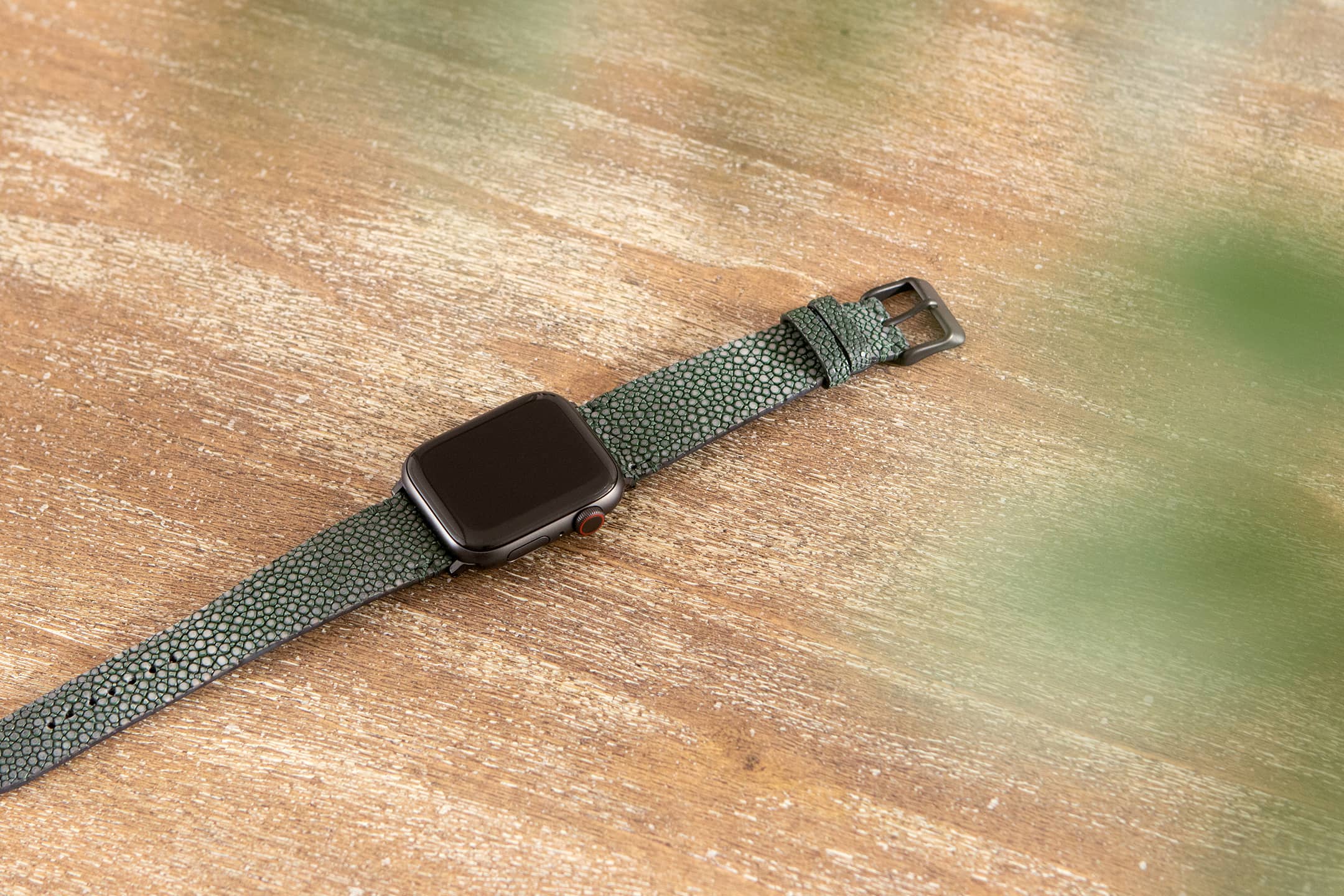 ガルーシャ アップルウォッチバンド 大人の財布 Apple Watch Band など拘りの日本製ブランドなら Mens Leather Store