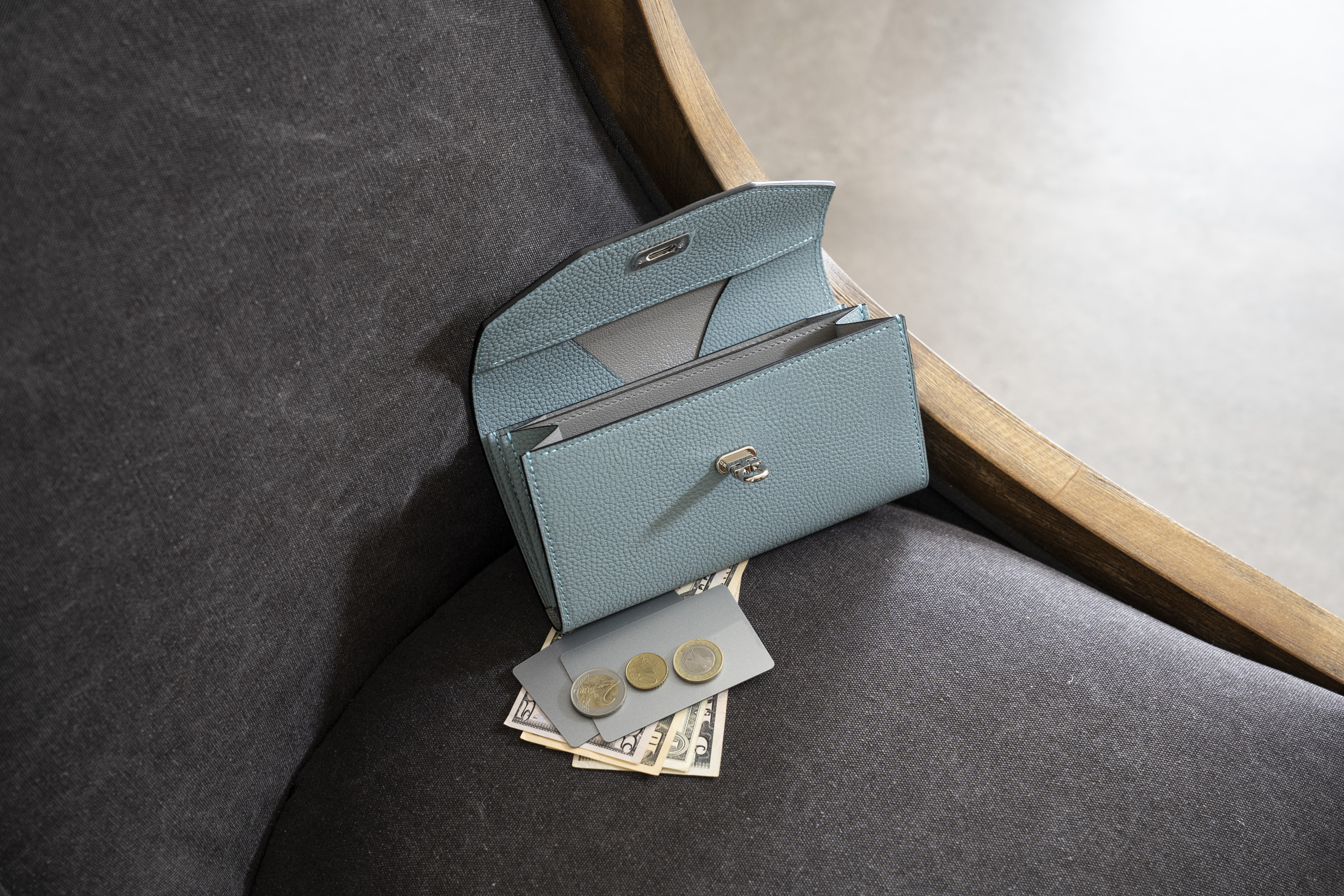 シュランケンカーフ ギャルソンウォレット by IKUMA（イクマ）