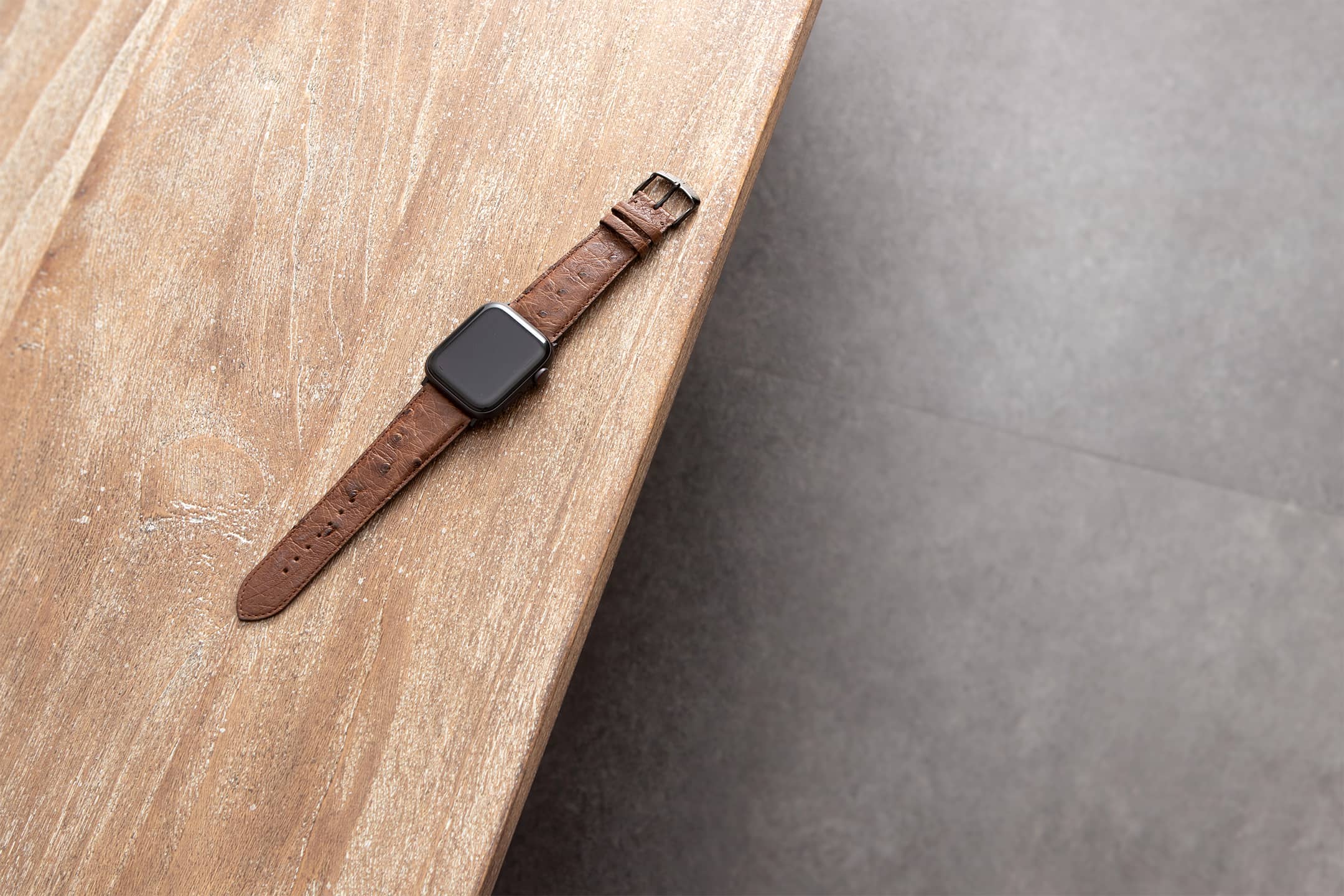 オーストリッチ アップルウォッチバンド | 大人の財布・ Apple Watch Band（アップルウォッチバンド） など拘りの日本製ブランドなら  Mens Leather Store