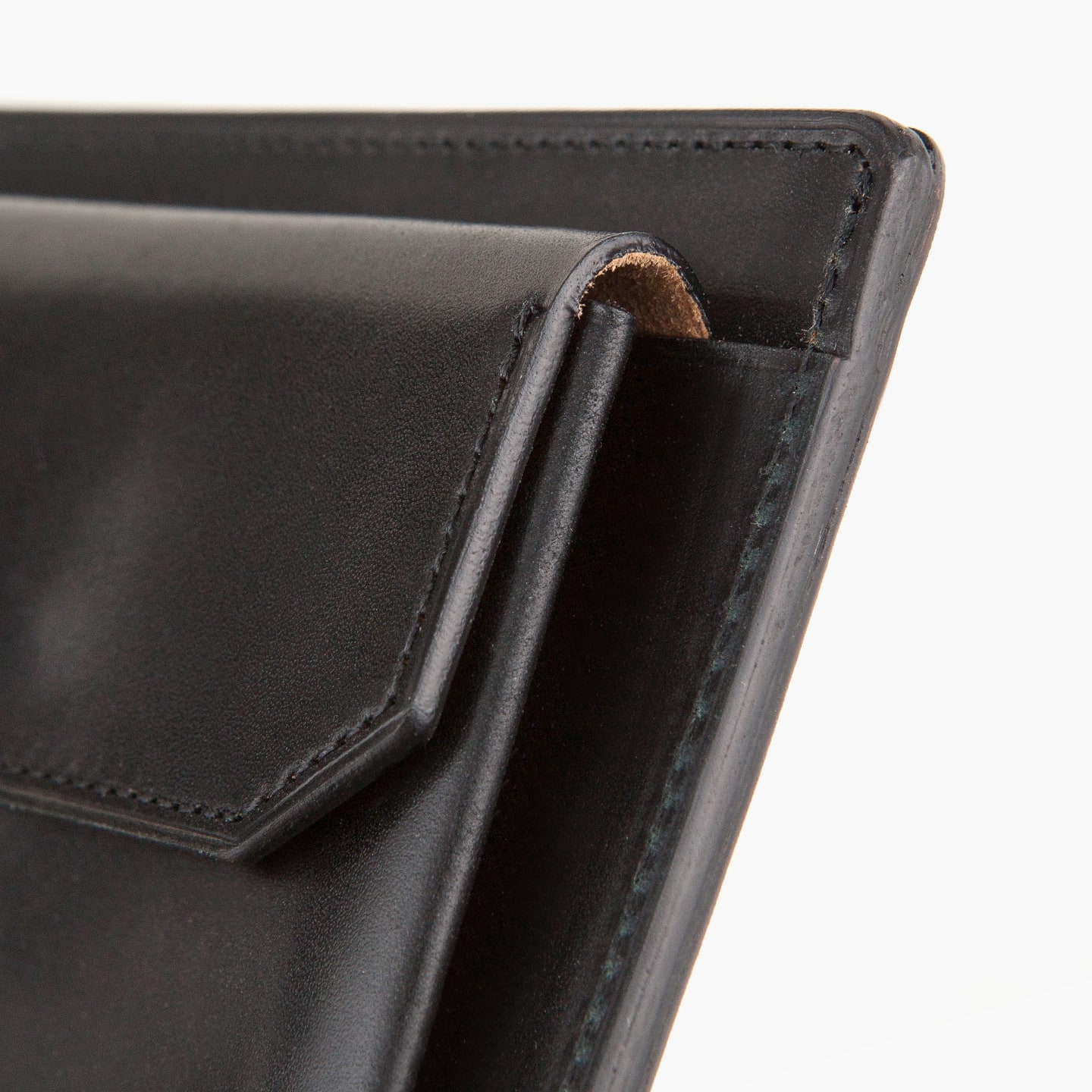 ホーウィン シェルコードバン 二つ折り財布（小銭入れ付き） | 大人の 