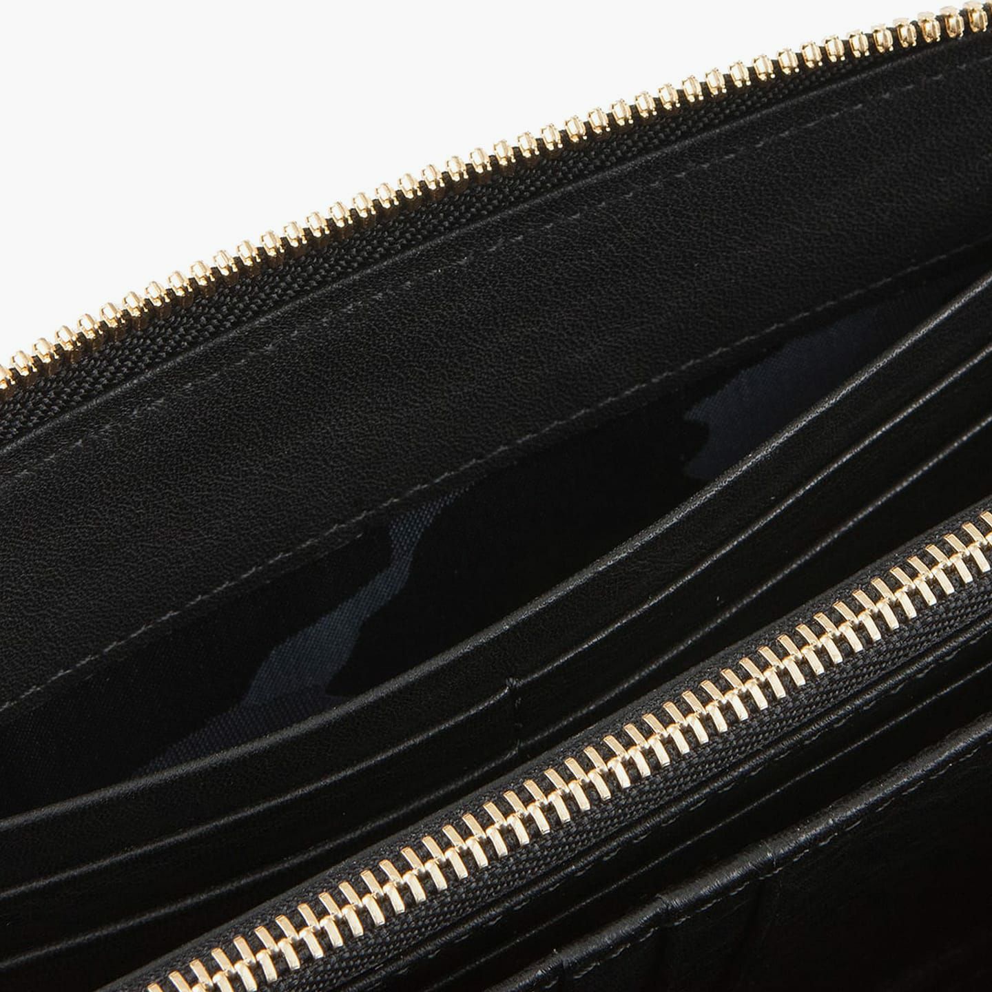 ヴィッセル神戸 ニュース/レポート : 「本革レザーグッズ」販売
