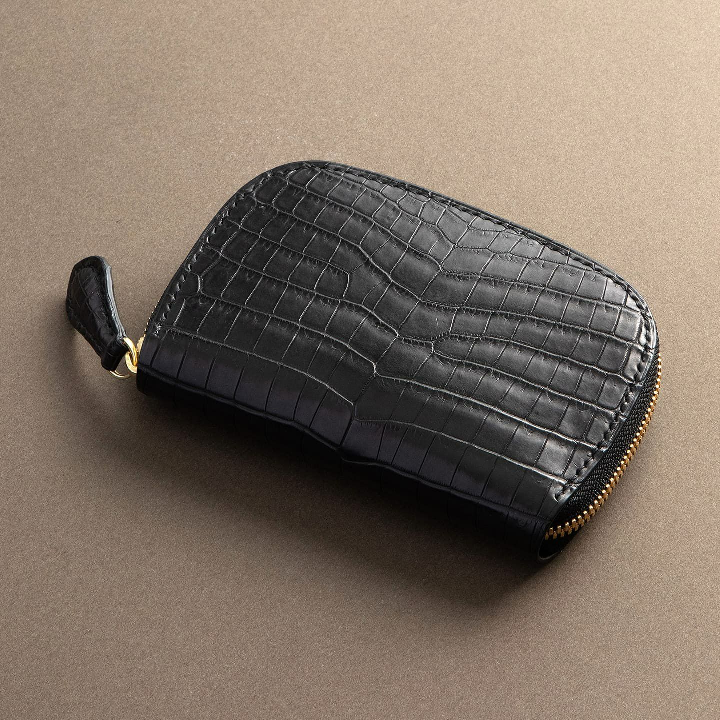 クロコダイル ポロサス & ブッテーロ ミドルラウンドジップ財布 | 大人  