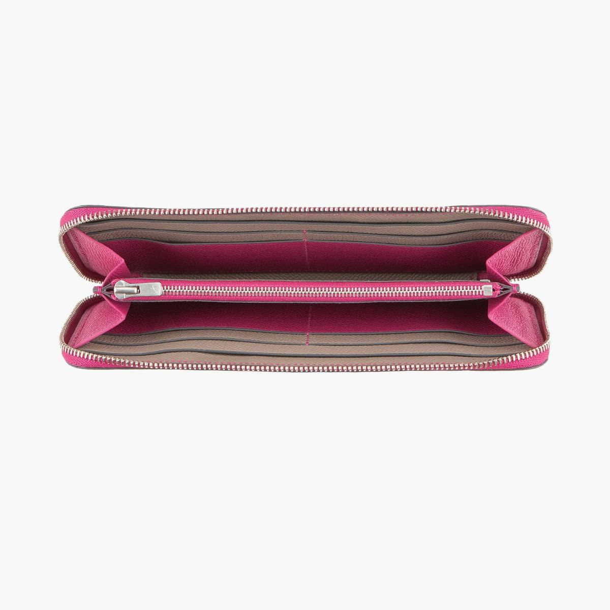 外装（ダービー）：Fuchsia、内装 カード段上（ダービー）：Tourterelle、内装（ダービー）：外装（ダービー）と同色、糸色：Magenta、ファスナー 金具：Silver ／ テープ：Fuchsia Pink