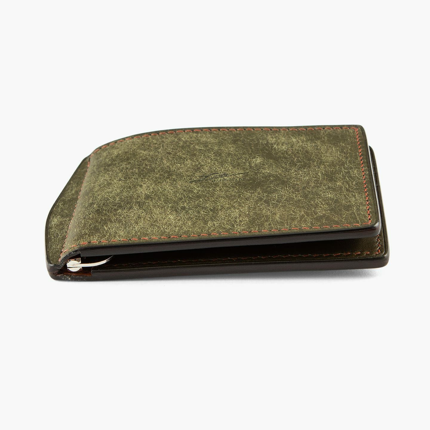 外装 ロゴ側（プエブロ）：Oliva、外装 小銭入れ側（プエブロ）：Oliva、内装（リスシオ）：Oliva、装飾（リスシオ）：Cognac、糸色（MeiSi）：Brown、ファスナーテープ：Oliva、金具：Silver