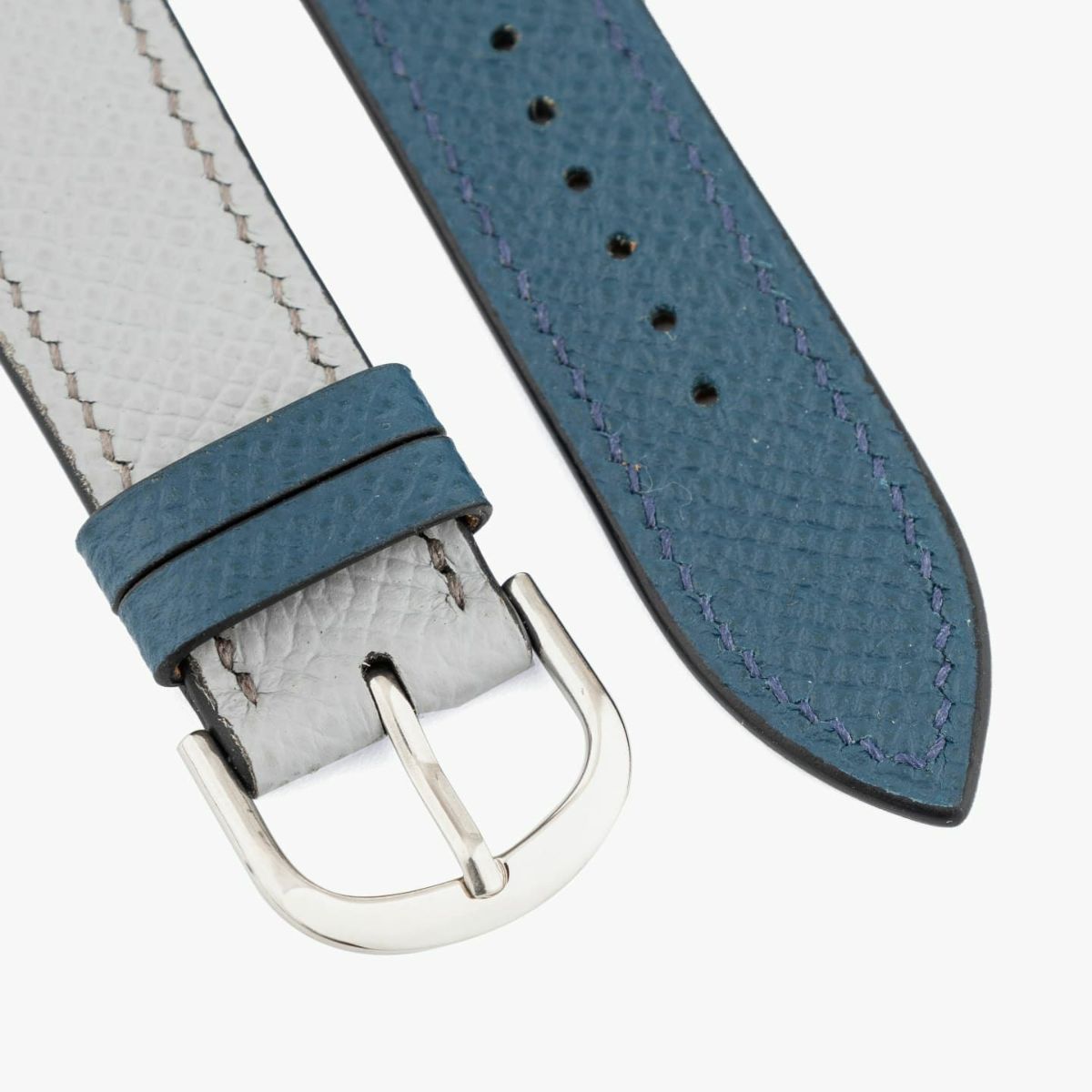 Apple Watch ケースサイズ：38 - 41、腕周りサイズ：ML、表面 親（ダービー）：Ice Gray、糸色（親）：Gray、定遊革（ダービー）：Blue Legion、表面 剣先（ダービー）：Blue Legion、糸色（剣先）：Navy Blue、アダプター ＆ 尾錠：Silver