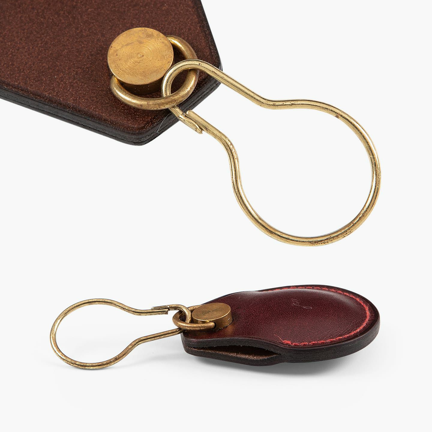 ブッテーロ アップルエアタグケース “ベイカー” | 大人のバッグ・財布 