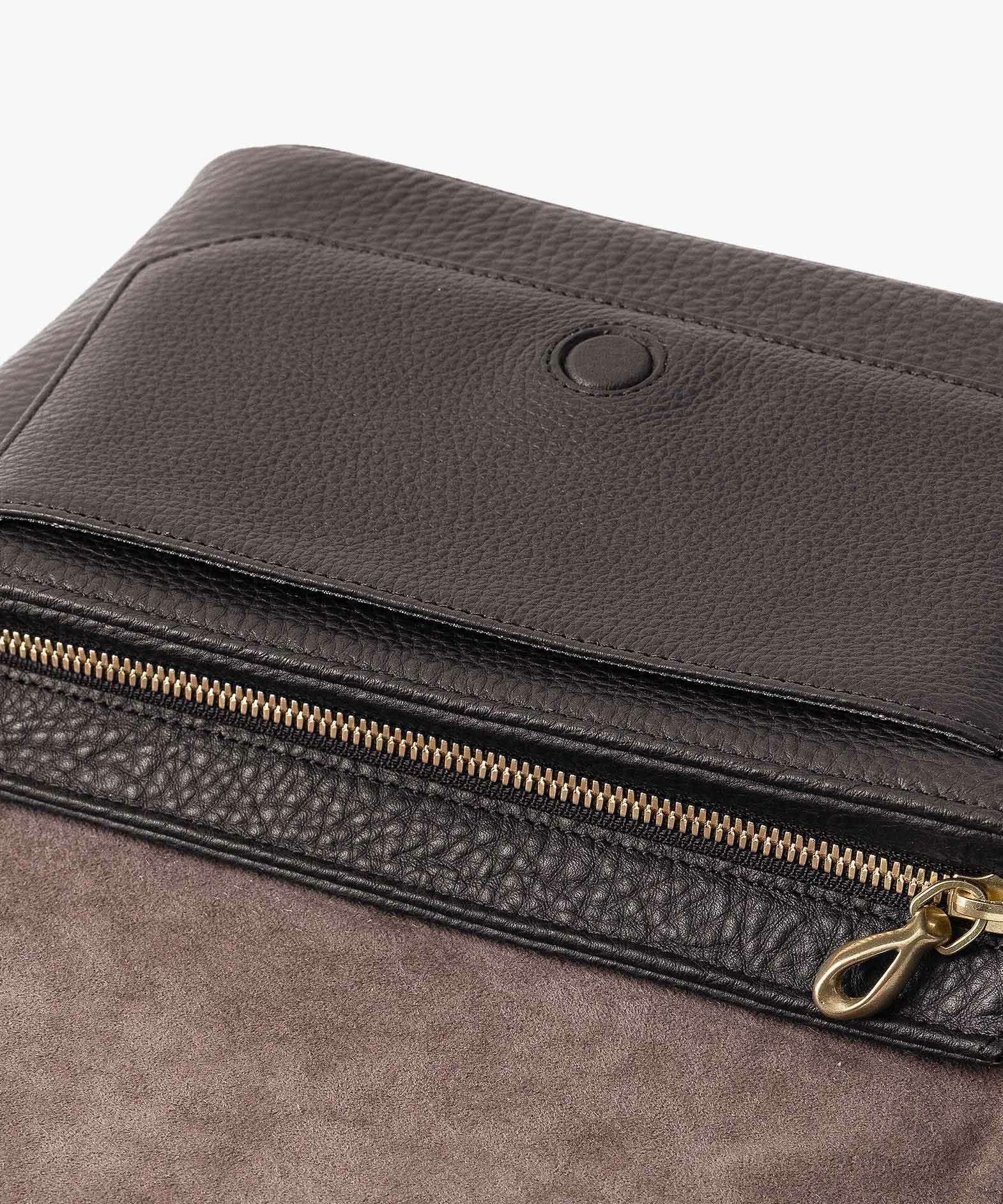 ボディバッグ“Liberty” | 大人のバッグ・財布・ ボディバッグ ボディバッグ“Liberty” | 大人のバッグ・財布・ ボディバッグ