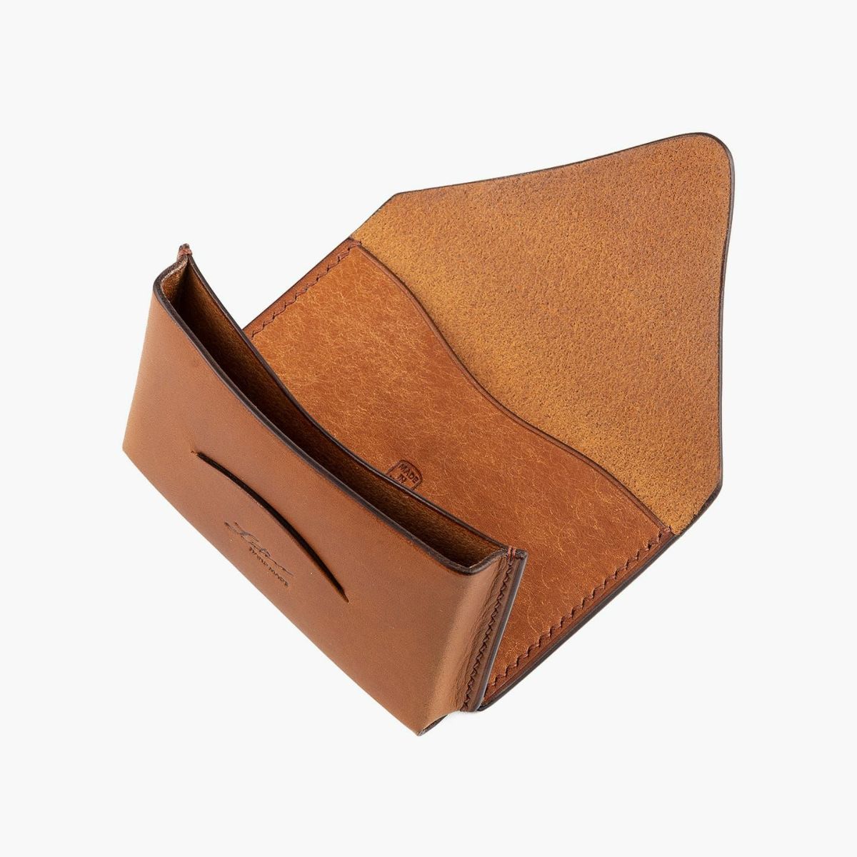 インナーポケット：1つ（標準）、外装（リスシオ）：Cognac、内装（プエブロ）：Cognac、糸色：Brown