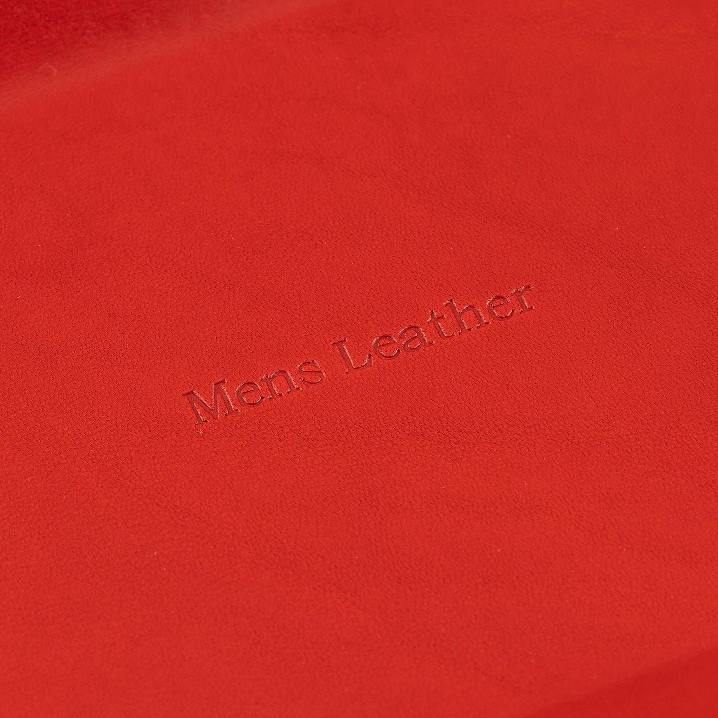 表面（イングラサット）：Red、裏面（マルゴー）： Black、糸色：Chocolate、名入れ刻印：素押し、名入れ文字：Mens Leather