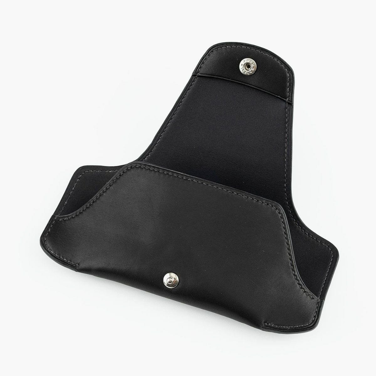 外装（ノヴォナッパ）：Noir、内装（ツェルマット）：Noir、ホック：Silver