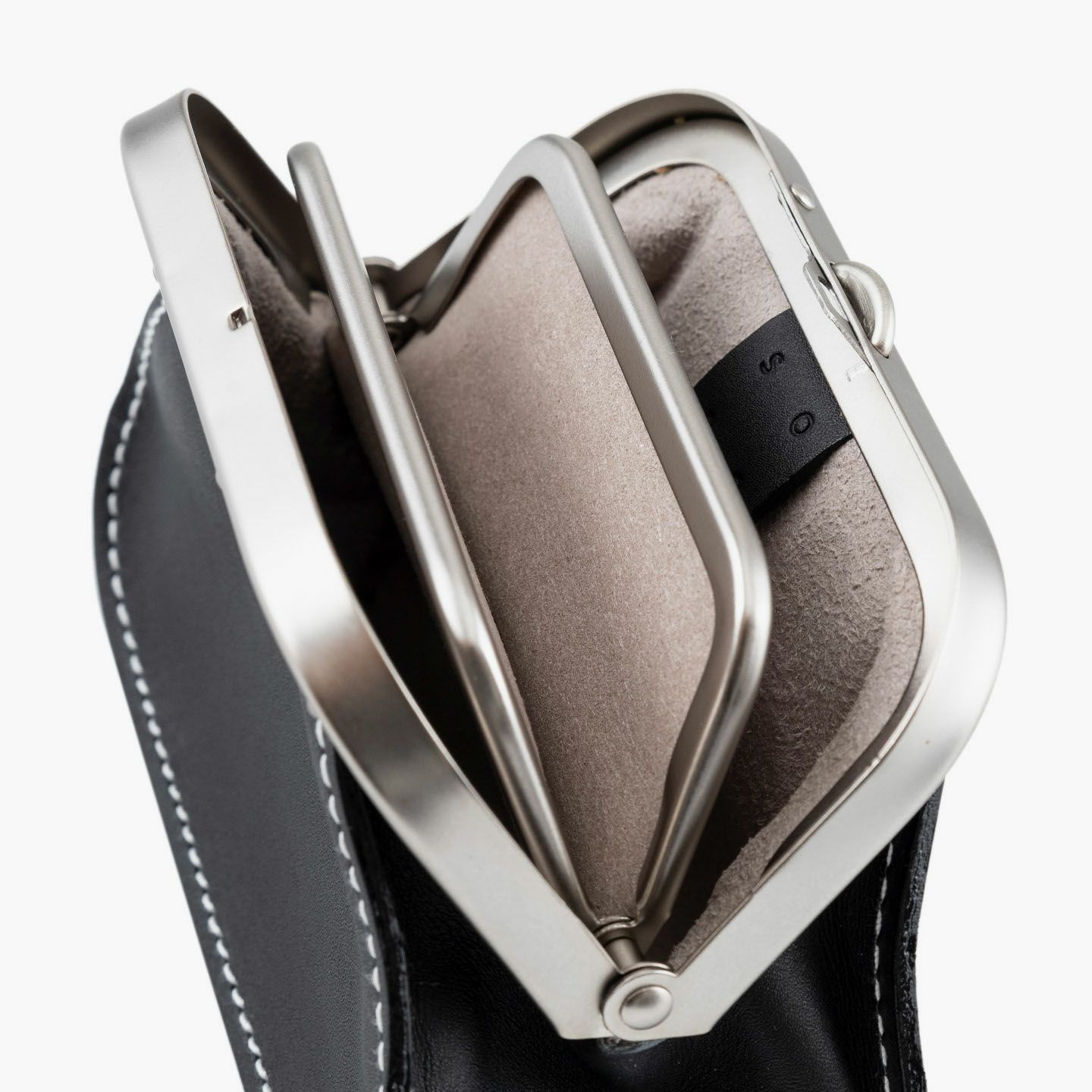 ツェルマット がま口ウォレット “GAMA PURSE” | 大人のバッグ