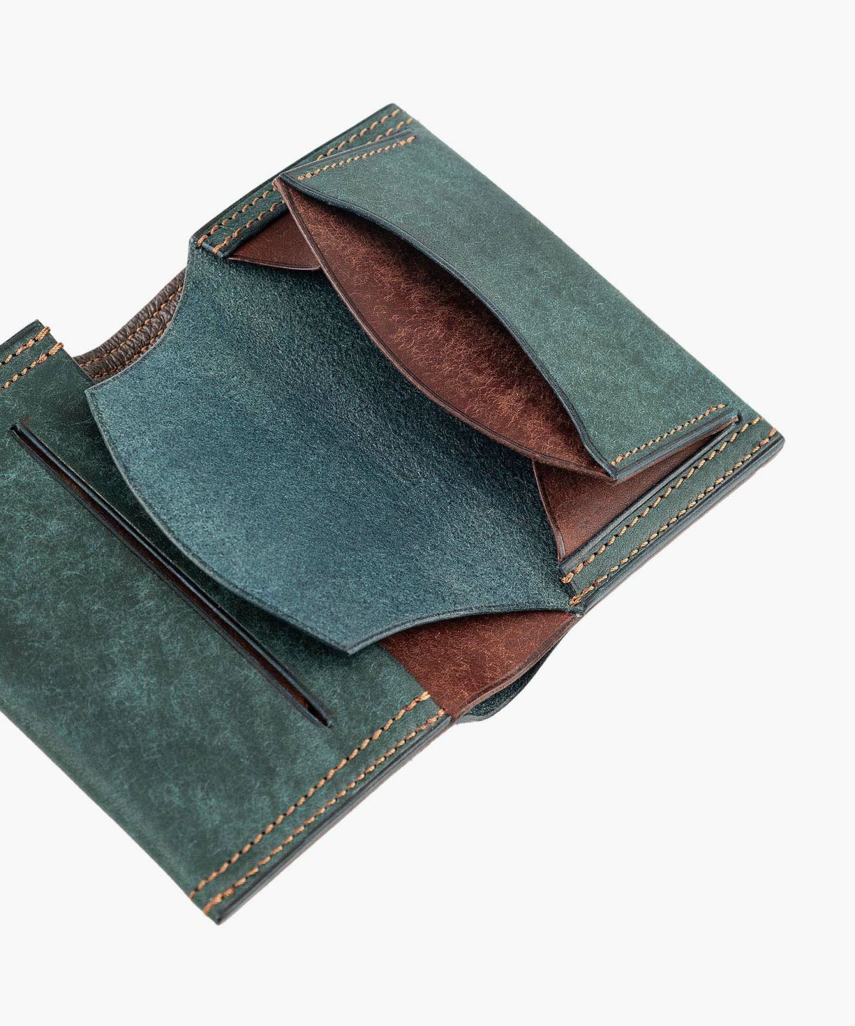 外装（プエブロ）：Petrolio、内装装飾（プエブロ）：Tabacco、糸色：Brown