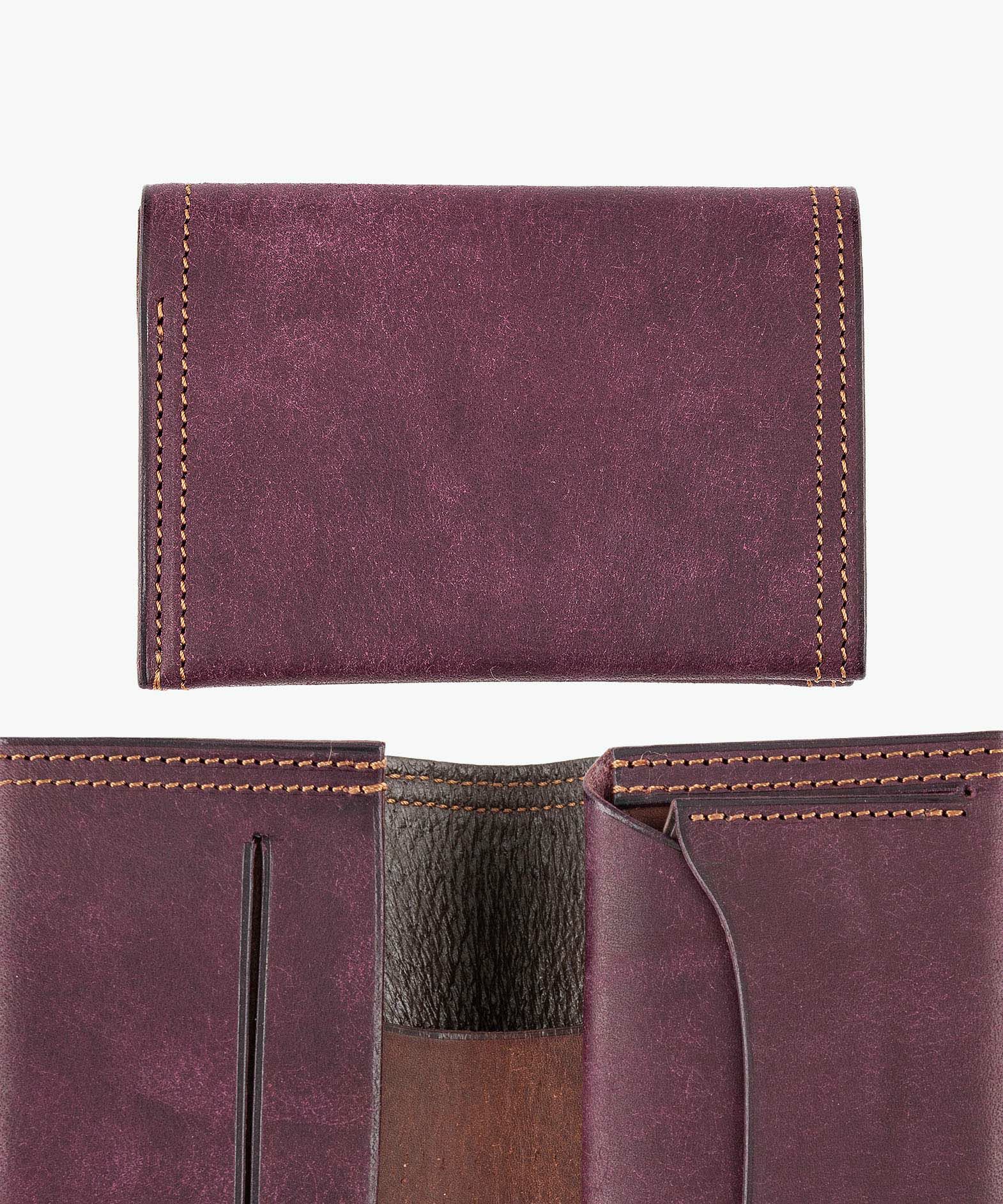 外装（プエブロ）：Prugna、内装装飾（プエブロ）：Tabacco、糸色：Brown