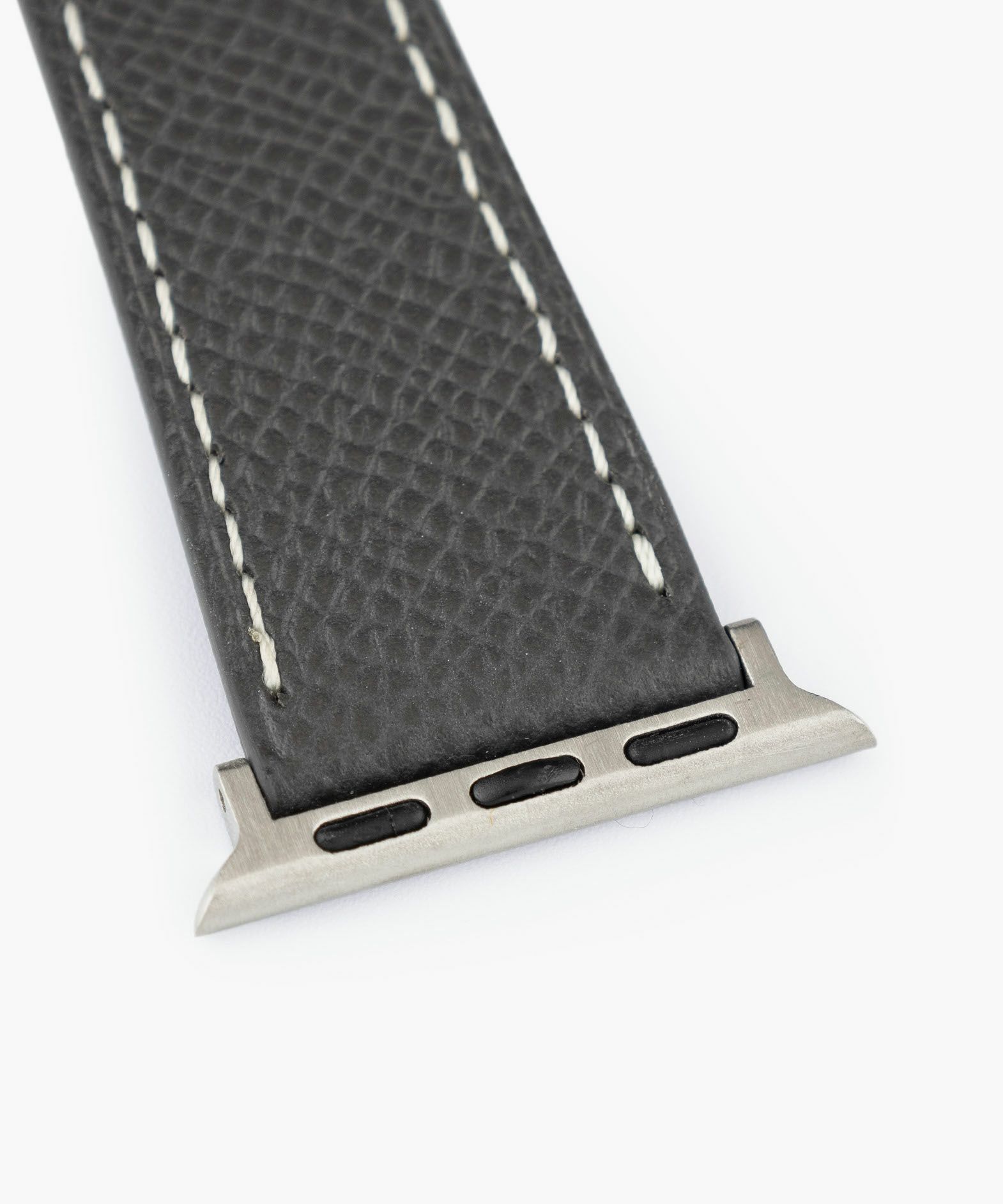 表面（ダービー）：Graphite、裏面（ツェルマット）：Noir、アダプター ＆ 尾錠：Silver