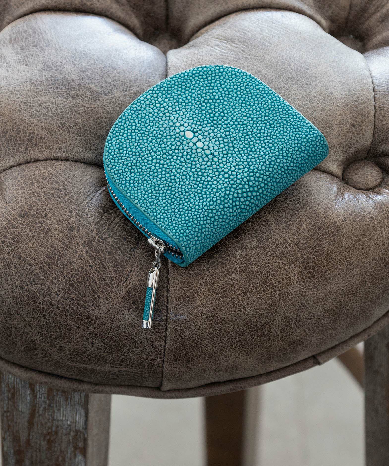 ガルーシャ馬蹄型ラウンドジップ マルチコインケース