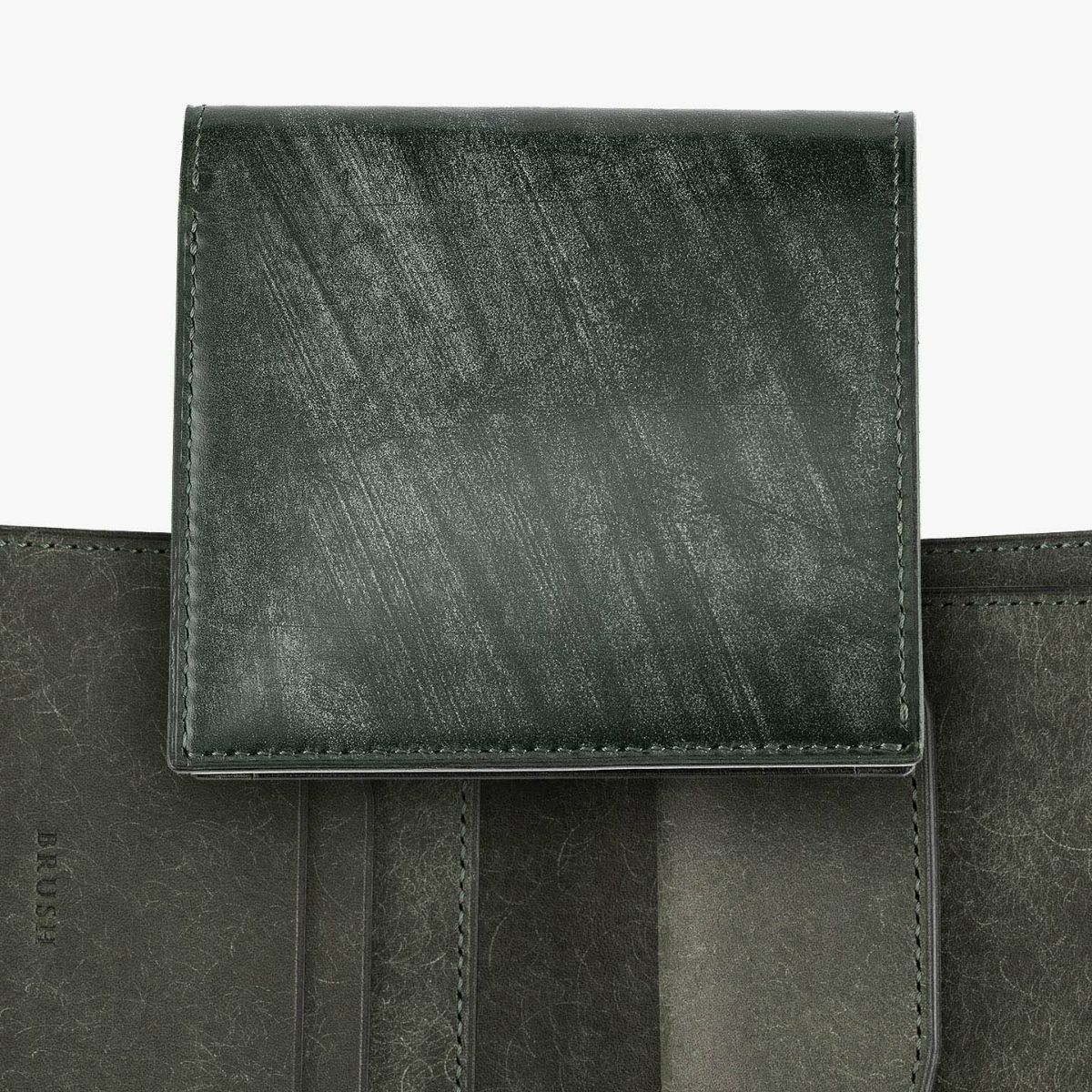 外装（ブライドル）：Green、内装（マルゴー）：Moss Green、ホック：Silver