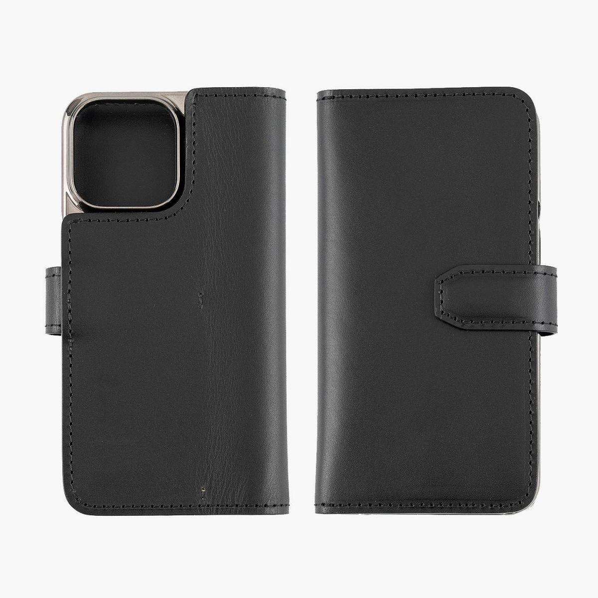 iPhone15 Pro Max、Color（ブッテーロ）：Black、内装ポケット装飾（シェーブル）：Bordeaux、フラップ（マグネット式）：有