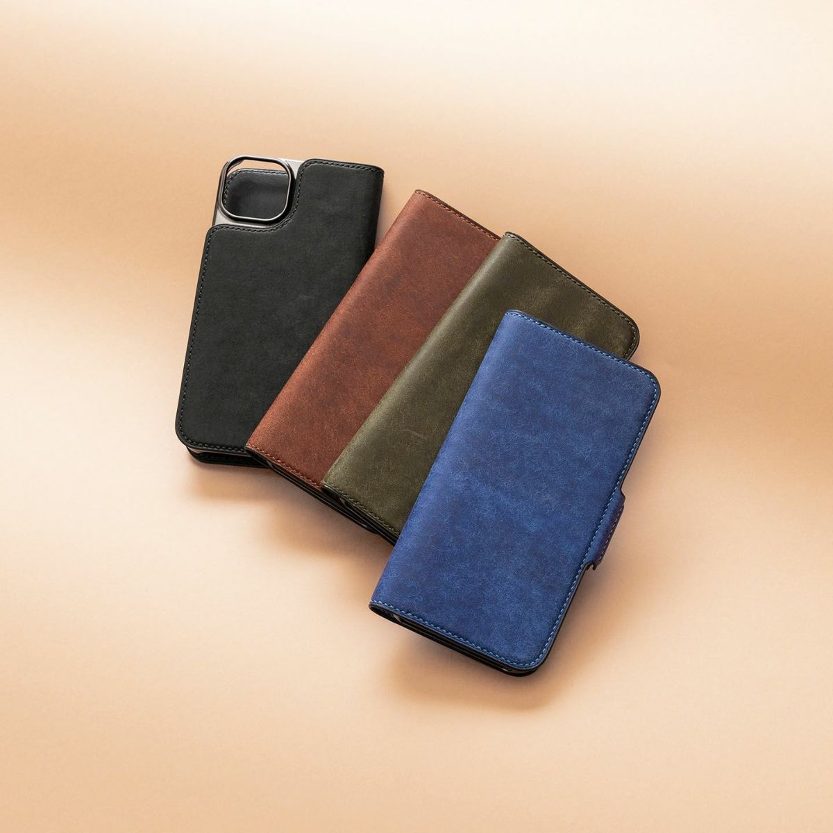 iPhone15 Plus、マルゴー × イングラサット 手帳型 iPhoneケース