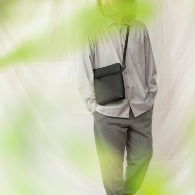 縦型ショルダーバッグ “Grace” | 大人のバッグ・財布