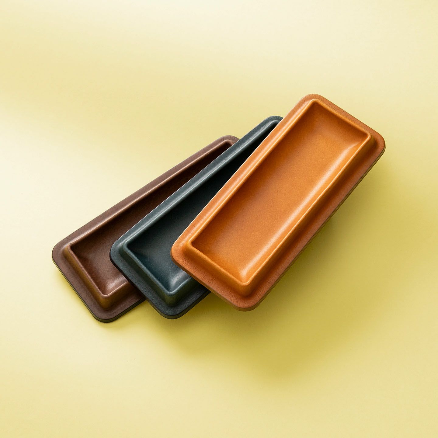 スクエアトレー （M） | 大人のバッグ・財布・ インテリア雑貨 など