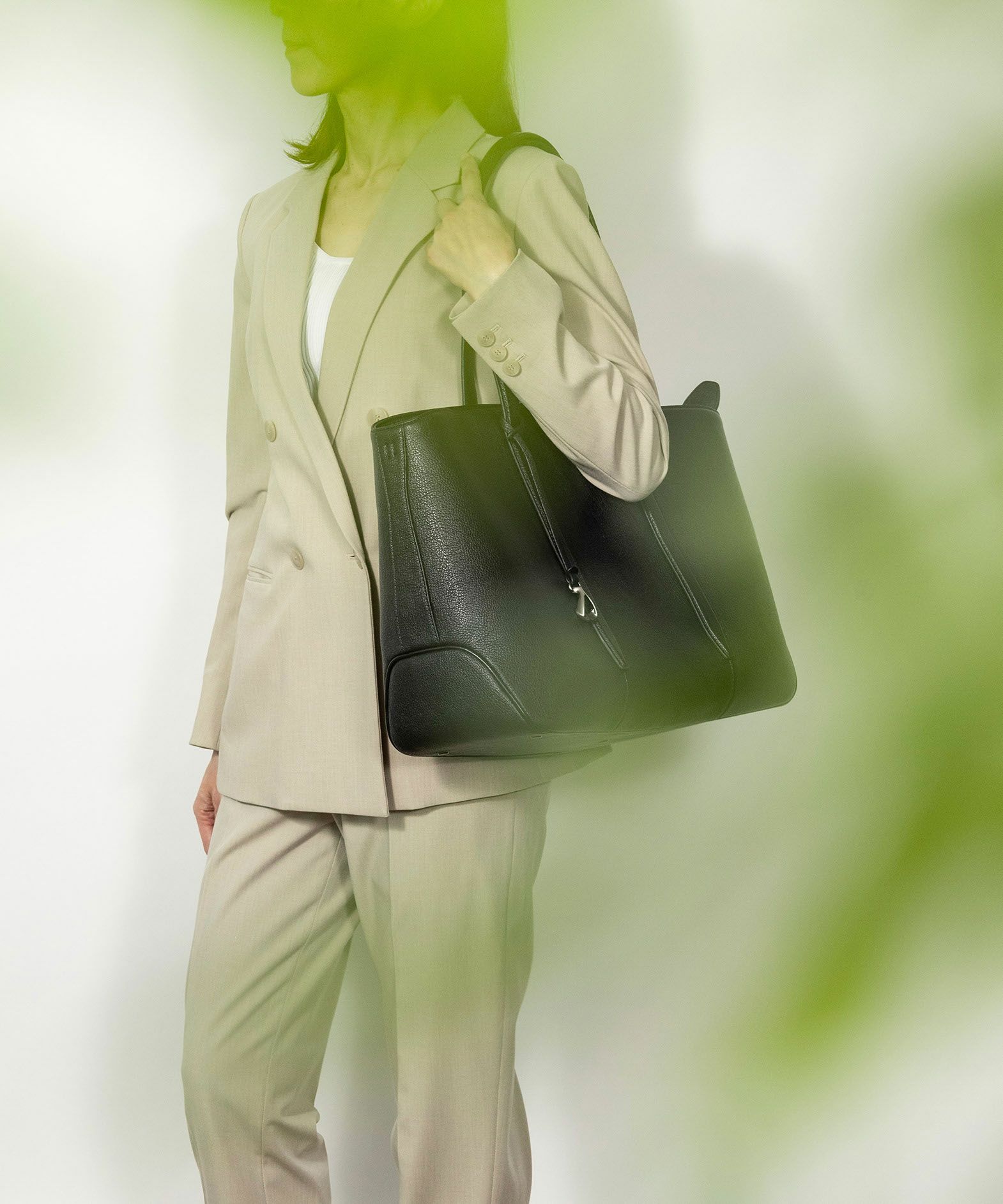 キャンバス フラップトートバッグ(L)《Embrace》 - Oak - | ETiAM