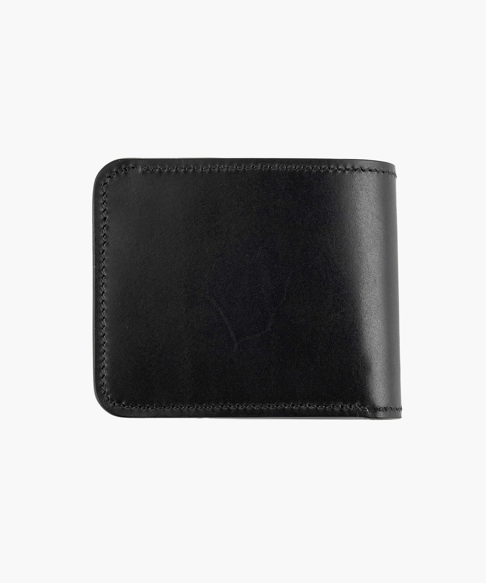 外装：Black、裏貼り（札室・コインケース内）：型押し、金具：真鍮（Gold）、内装装飾（クロコダイル／ブラック）：有