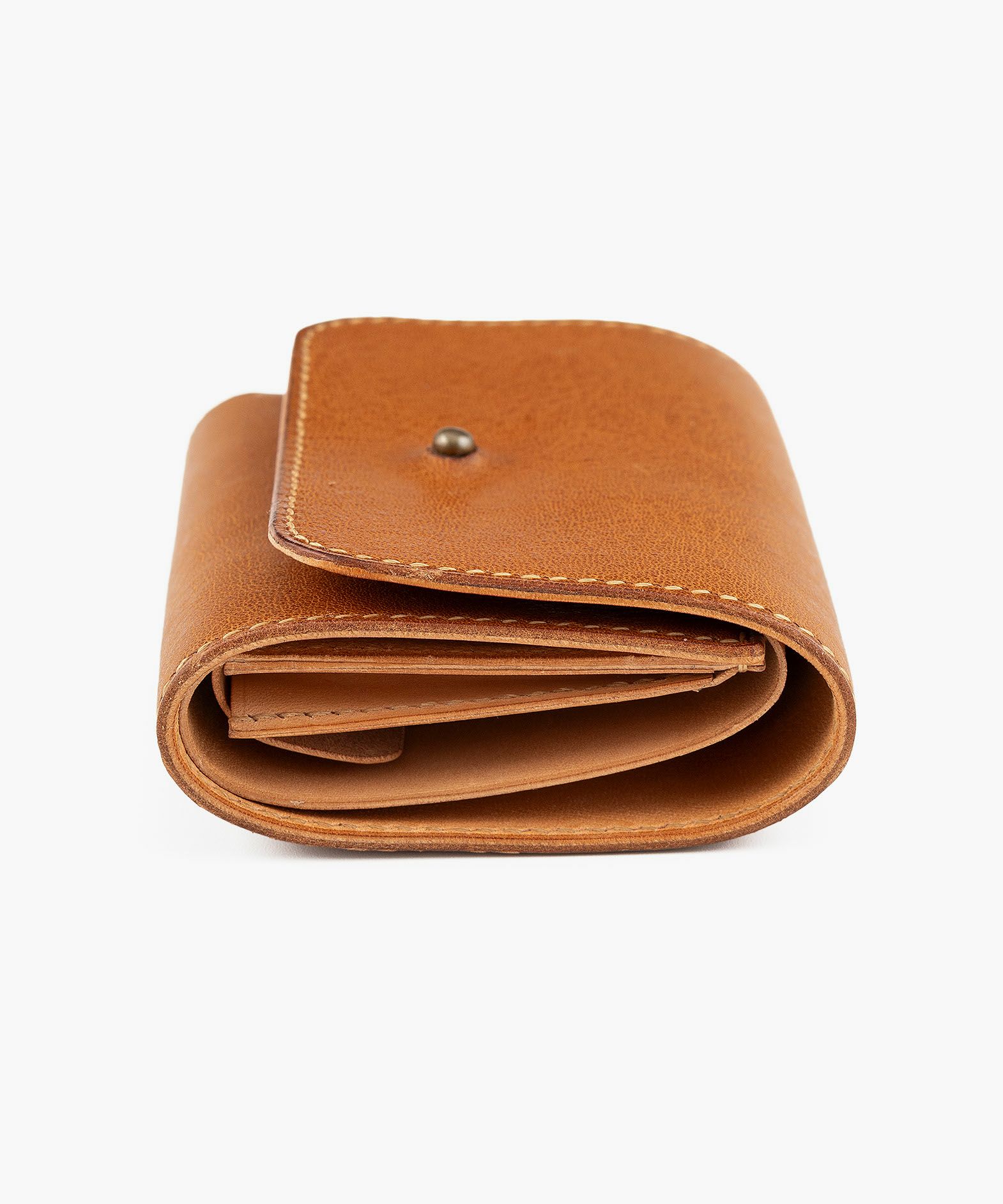 外装（ミネルバボックス）：Cognac、内装（ブッテーロ）：Tan、糸色：内装と同系色