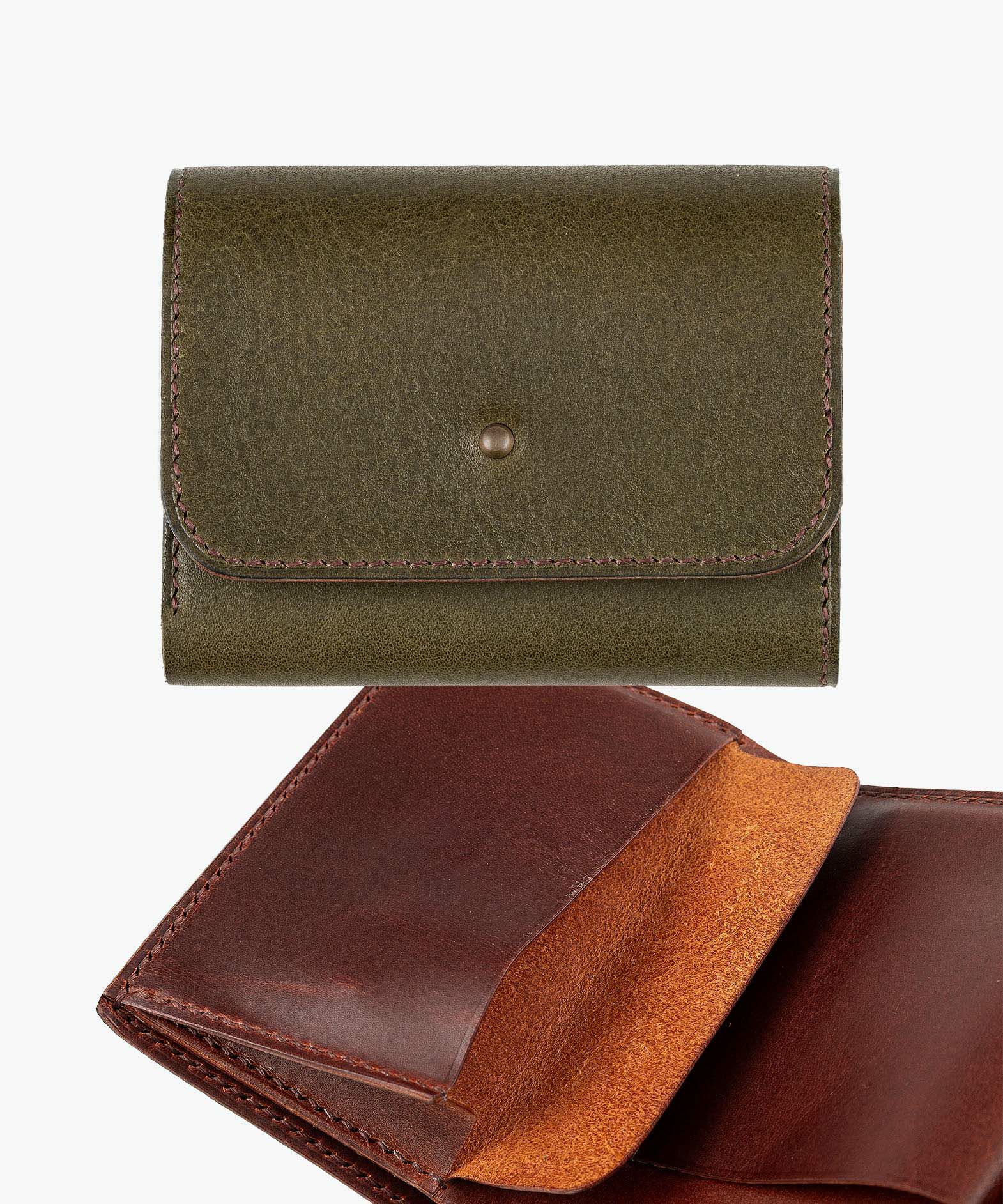 外装（ミネルバボックス）：Oliva、内装（マレンマ）：Red Brown、糸色：内装と同系色