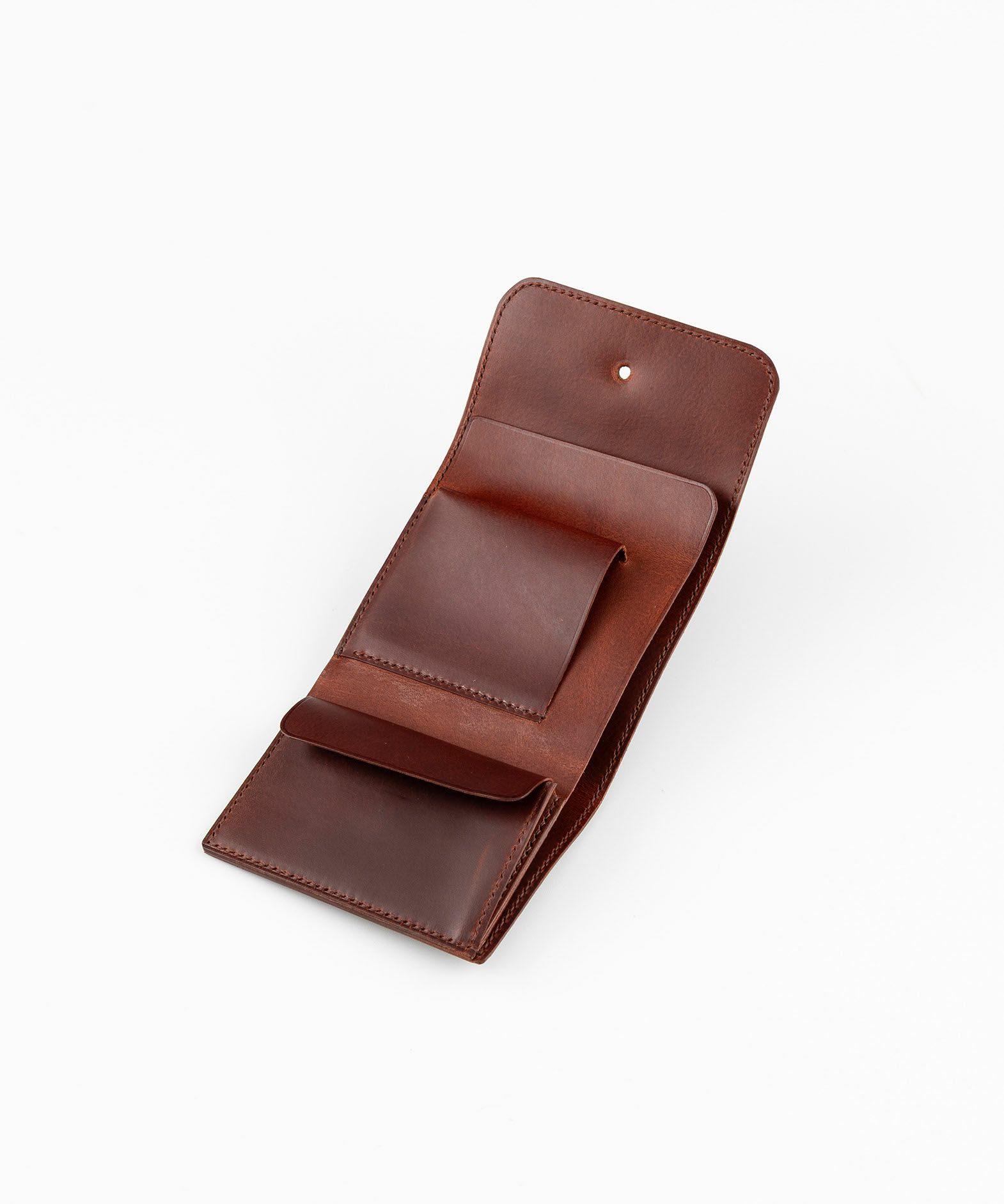外装（ミネルバボックス）：Oliva、内装（マレンマ）：Red Brown、糸色：内装と同系色
