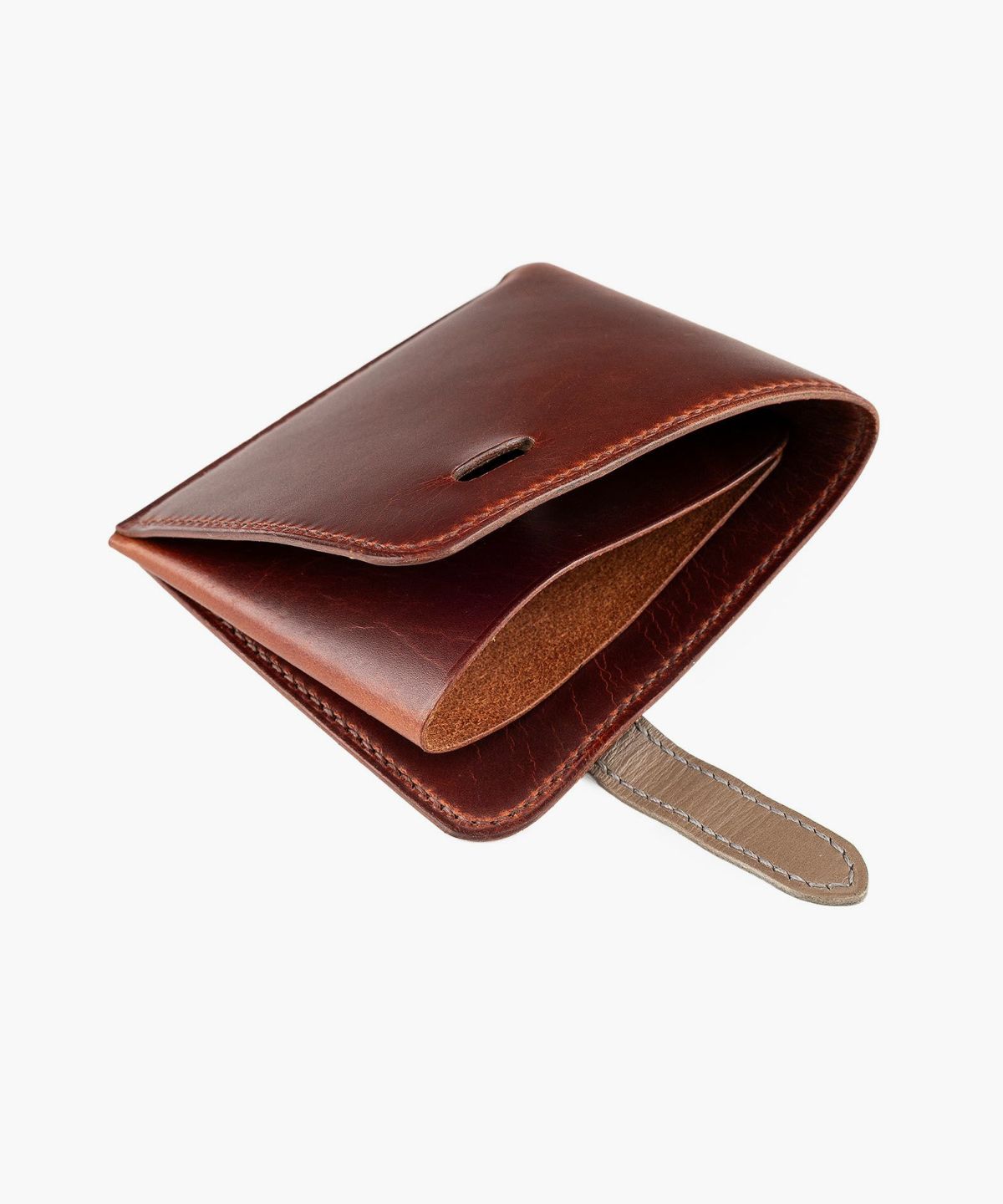 外装＆内装（マレンマ）：Red Brown、ベルト（ブッテーロ）：Grey