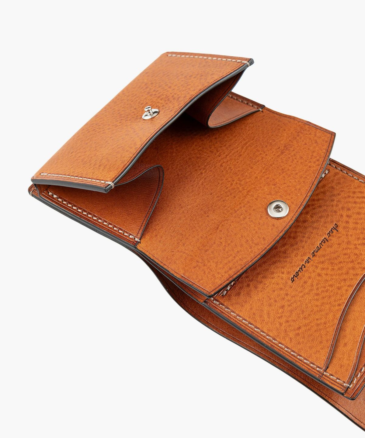 外装（リベルソ）：Cognac、内装（リベルソ）：Cognac、カードスロットタイプ：スリム2ポケット、利き手：右利き用、オコシ金具：Silver