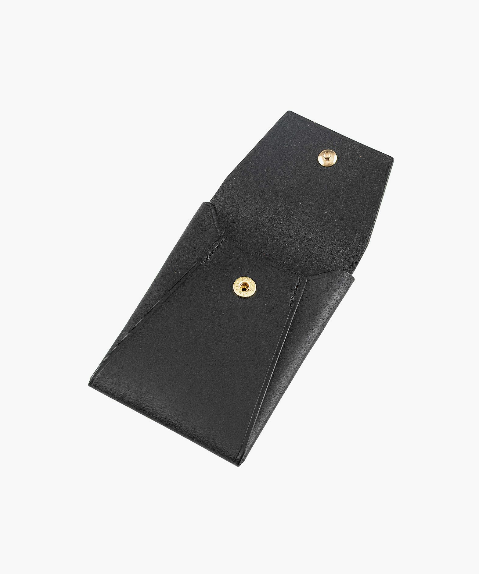 素材＆カラー（リスシオ）：Black、留め具：イタリーホック