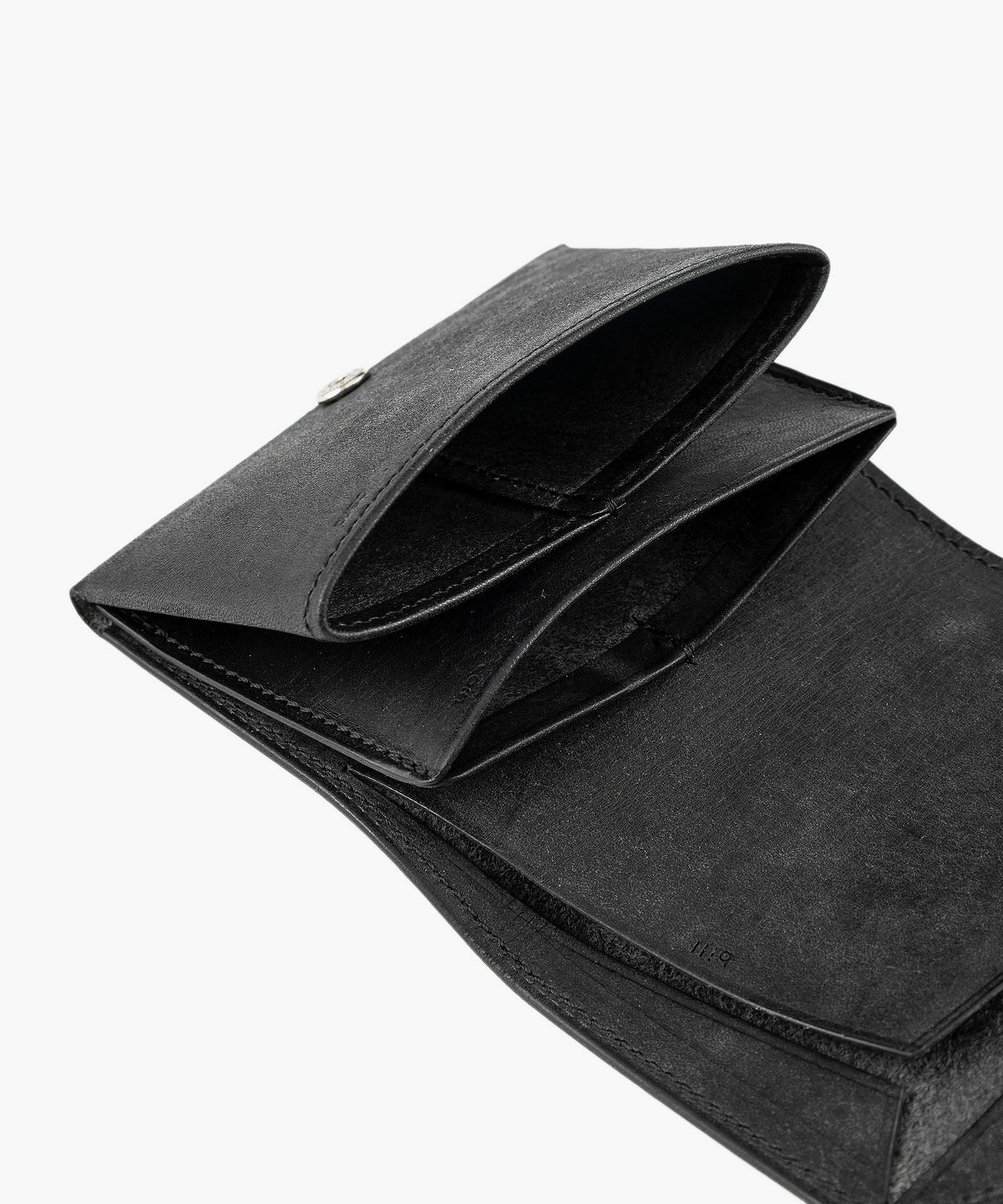 素材＆カラー（プエブロ）：Black、金具：Silver、利き手：右利き用