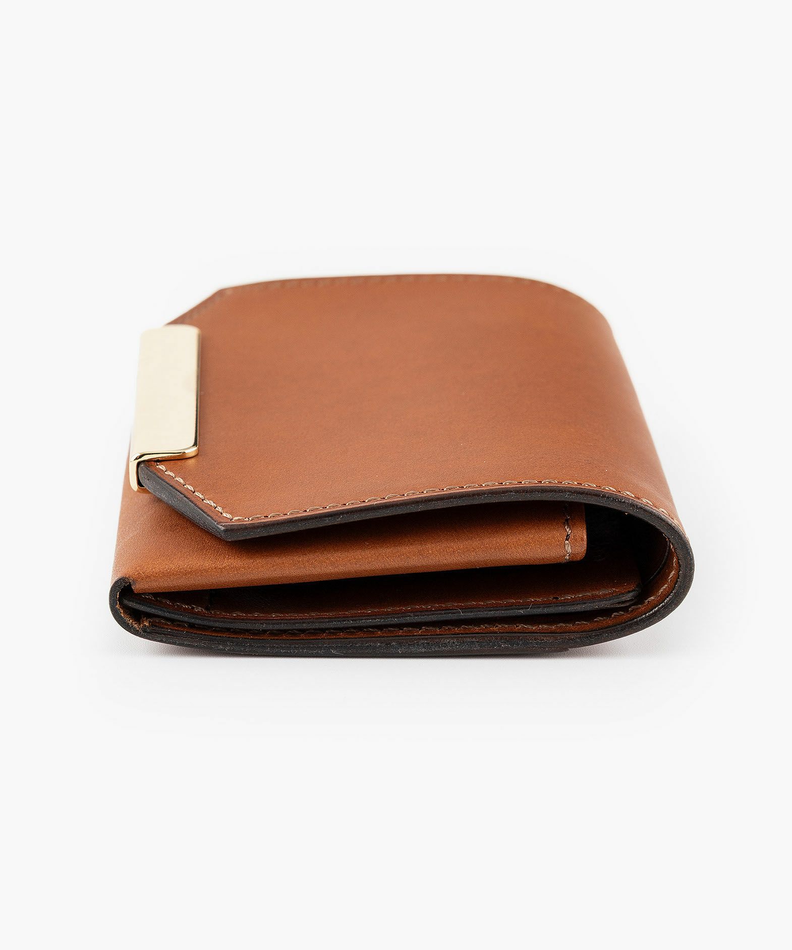 素材＆カラー（リスシオ）：Cognac、金具：Gold、利き手：右利き用、背面ポケット有り