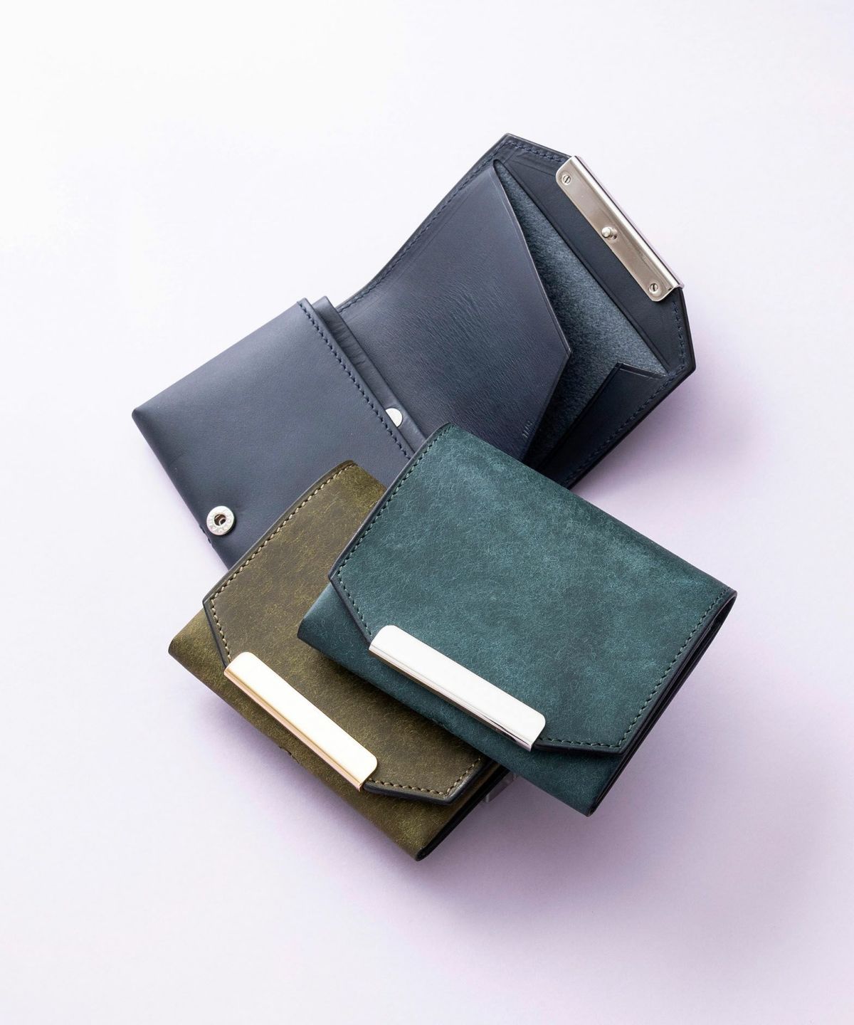 プエブロ or リスシオ コンパクト財布“お札まっすぐ コインたっぷり 縁”