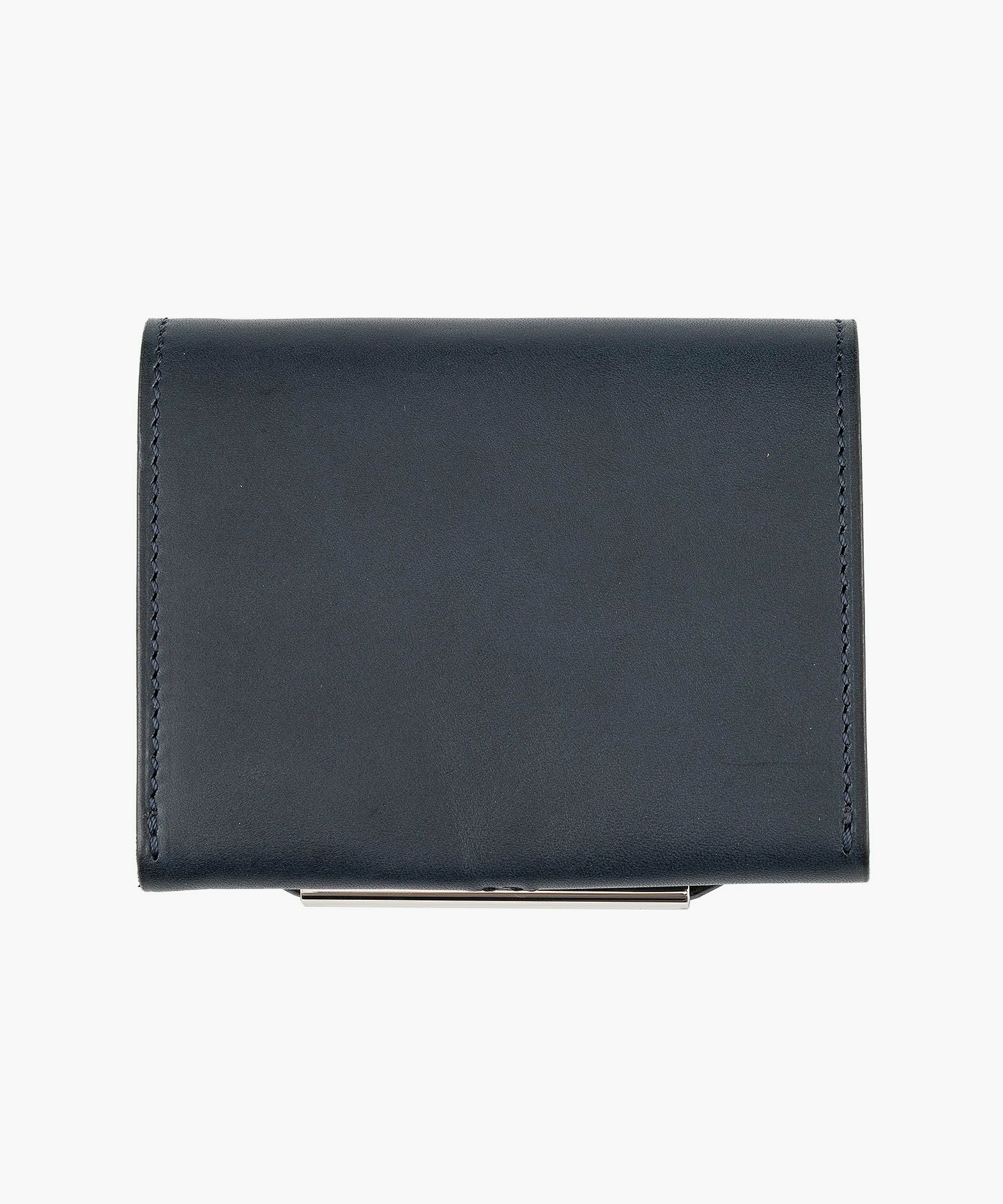 素材＆カラー（リスシオ）：Navy、金具：Silver、利き手：右利き用