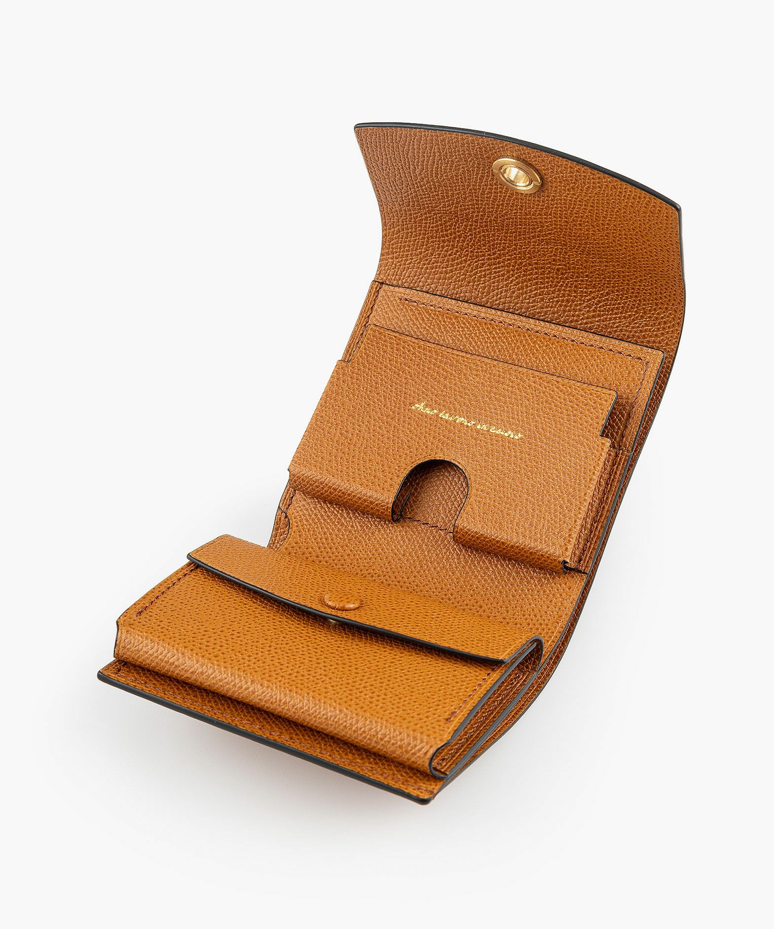 外装（ドーフィン）：Camel、内装（ドーフィン）：Camel、カードスロットタイプ：大容量1ポケット、利き手：右利き用、オコシ金具：Gold