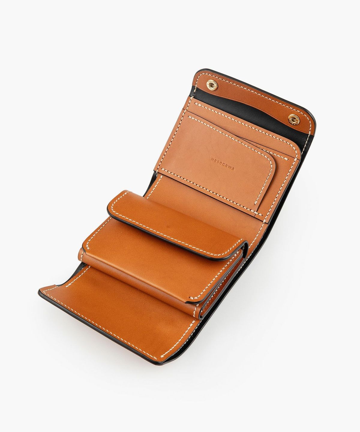 外装（ブルガロ）：Cognac、内装（ブルガロ）：Cognac、内装裏張り（ブルガロ）：Black、糸色：Natural、ホック：Gold