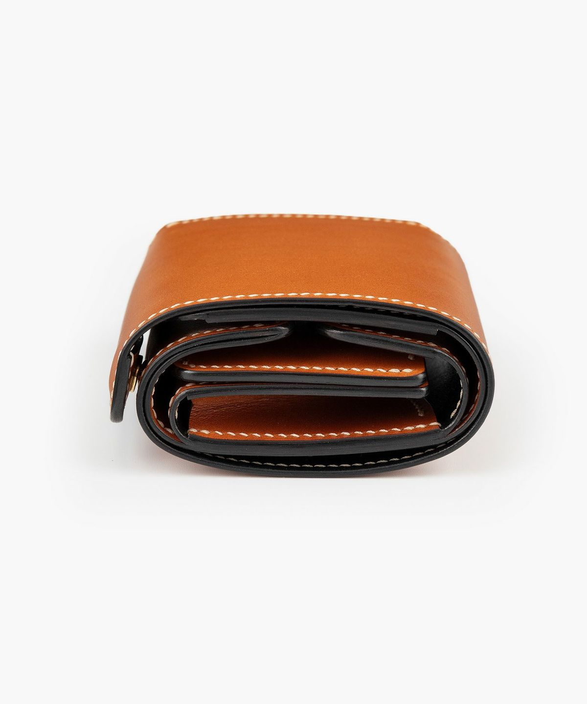 外装（ブルガロ）：Cognac、内装（ブルガロ）：Cognac、内装裏張り（ブルガロ）：Black、糸色：Natural、ホック：Gold