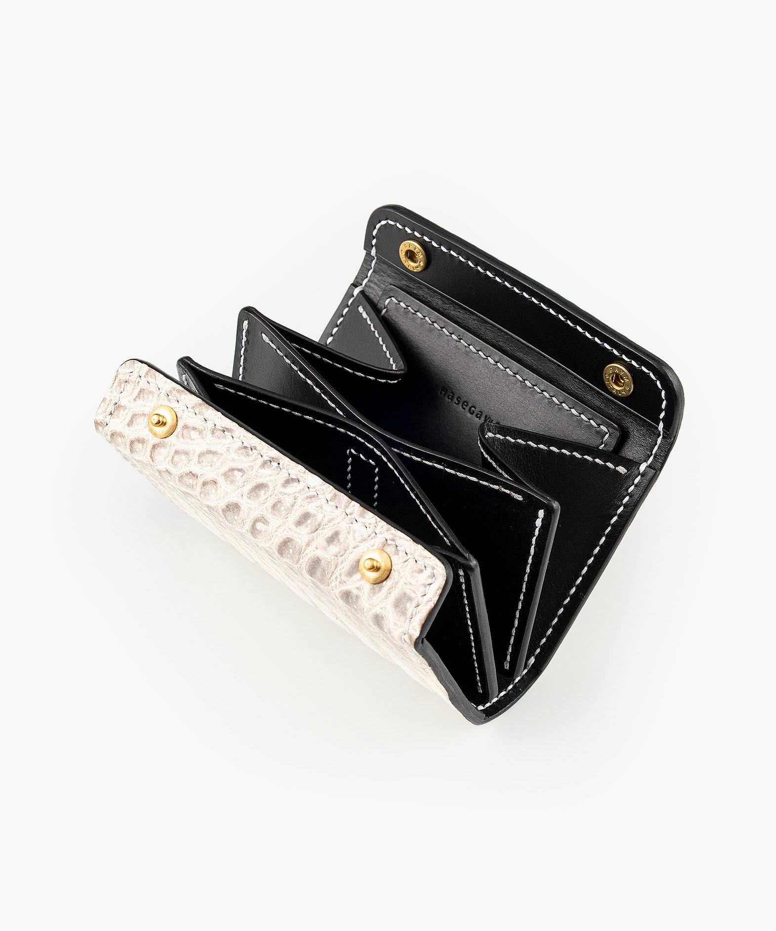 外装（ポロサス）：Himalayan、糸色：White、ホック：Gold、内装裏張り（ブルガロ）：Black、内装（ブルガロ）：Black