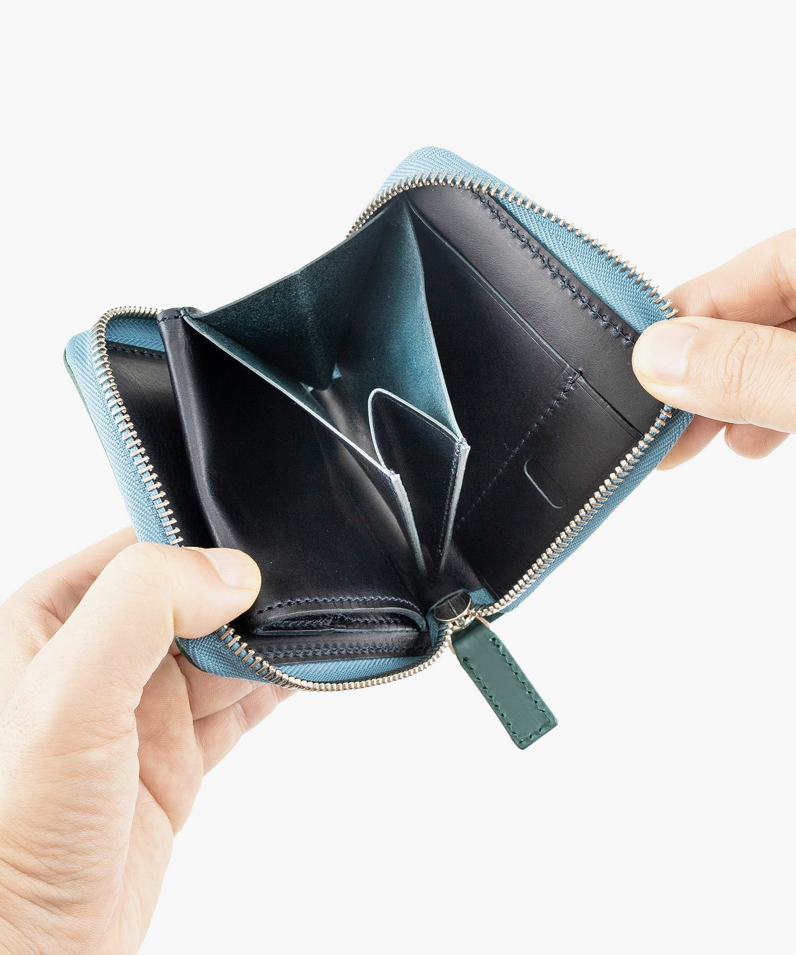 外装（ブッテーロ）：Turquoise、内装（ブッテーロ）：Navy、金具：Silver