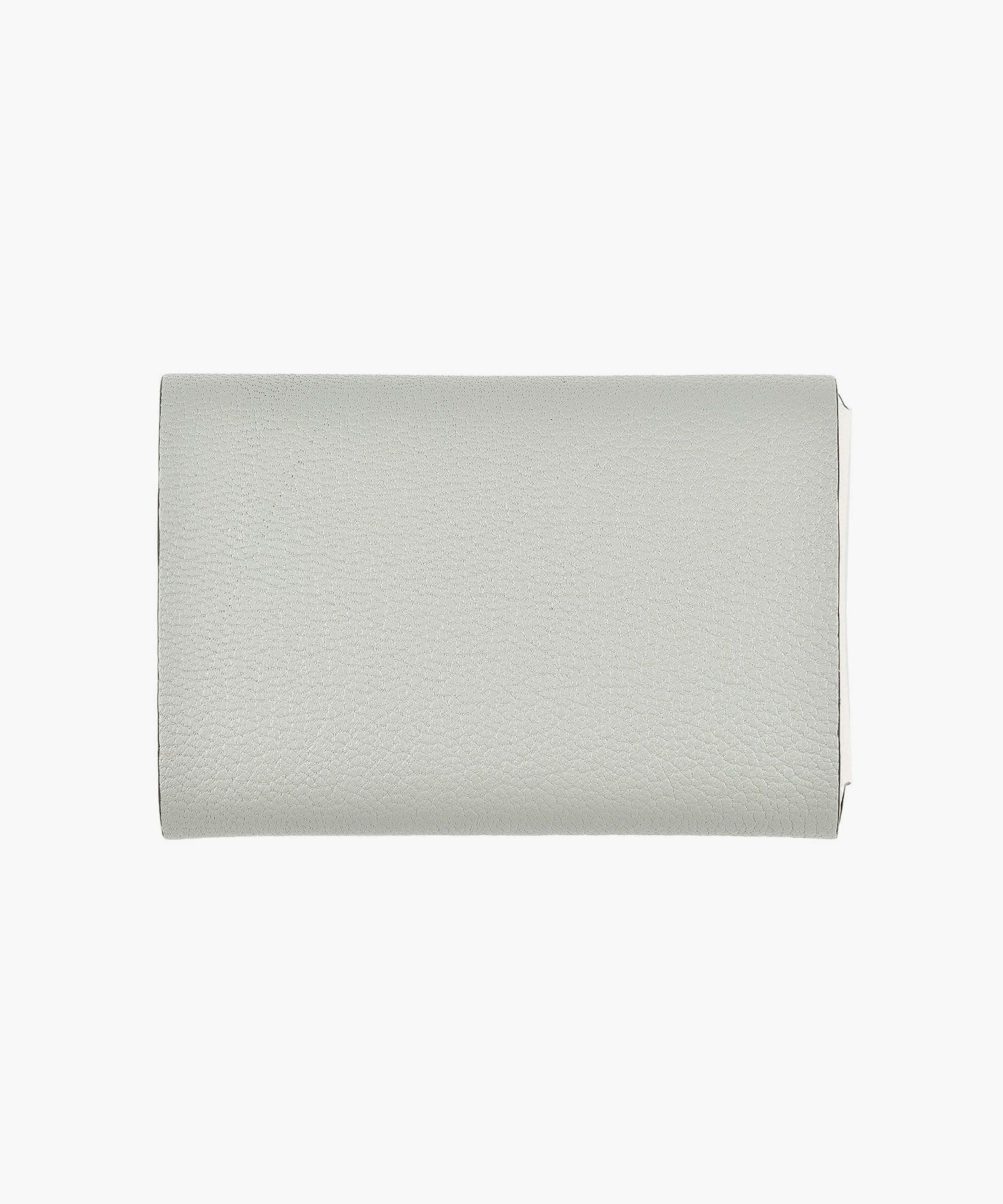外装（シェーブル）：Gray、内装（シェーブル）：Ivory、糸色：外装と同系色、金具：Silver